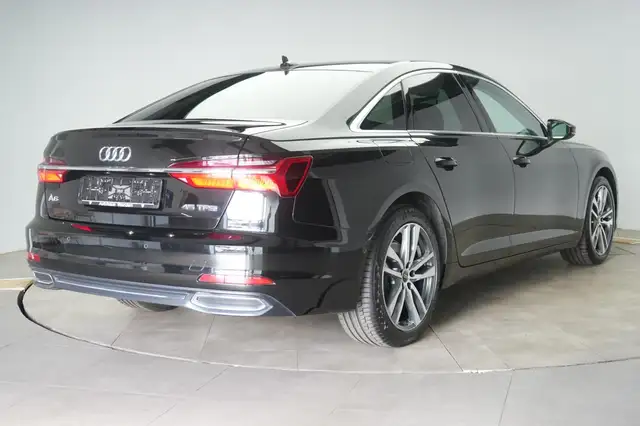 Audi A6 view 4