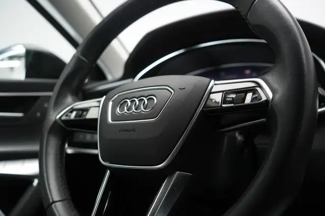 Audi A6 view 20