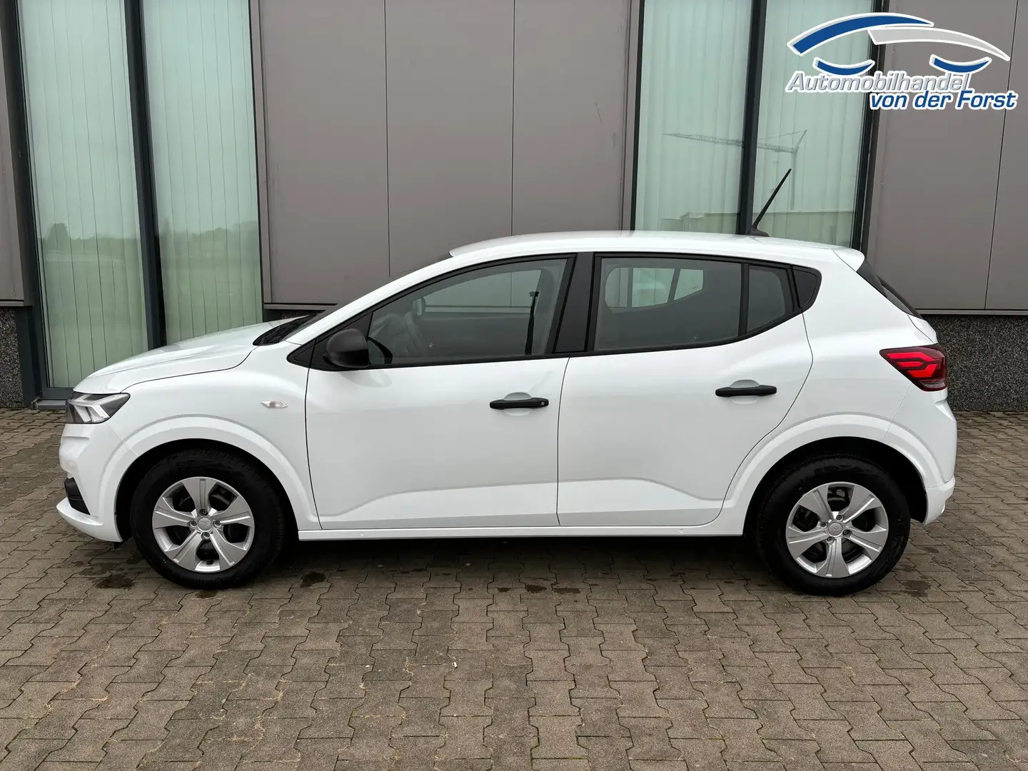 Dacia Sandero "Essential" LIEFERUNG KOSTENLOS! 1.0 ECO-G 100 ... - 2