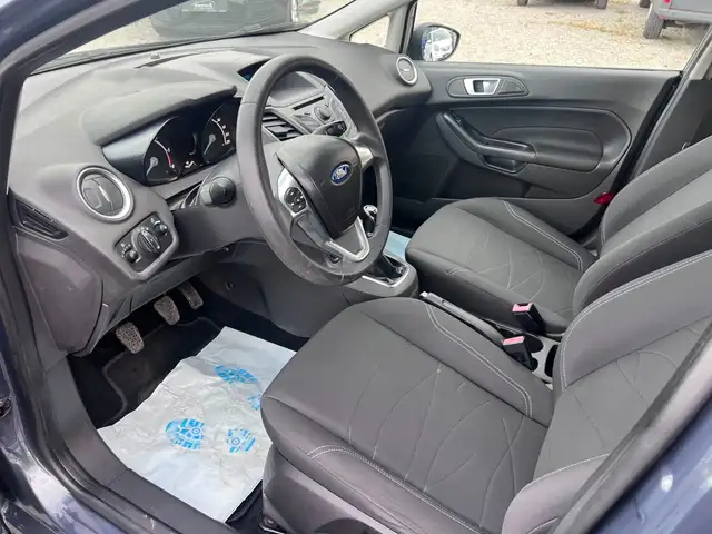 Ford Fiesta view 8