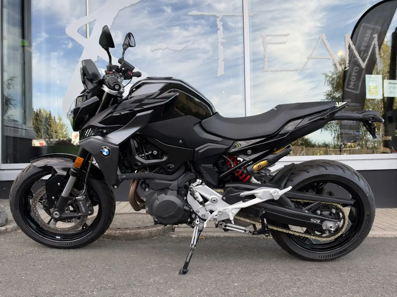 BMW F 900 R