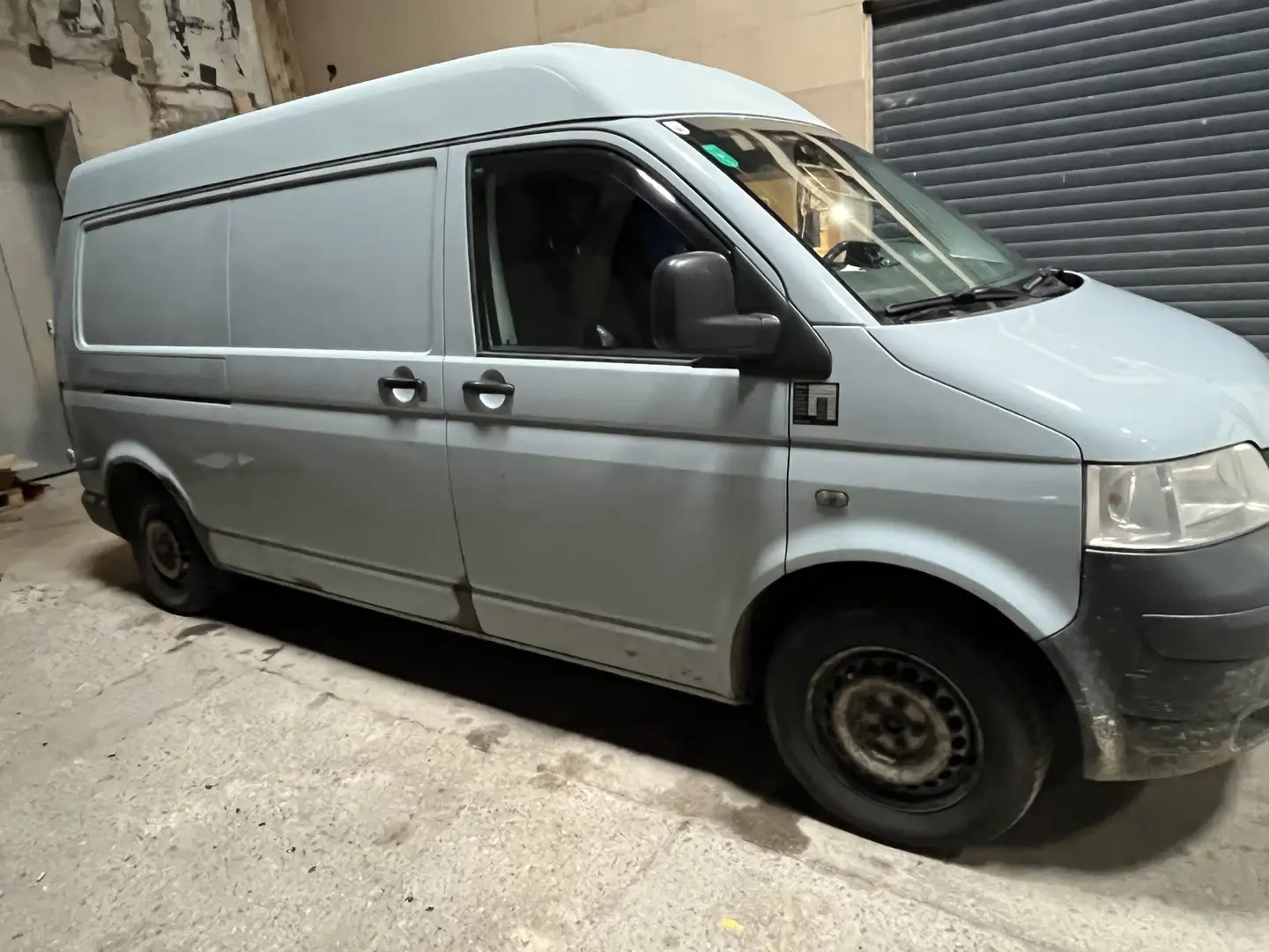 Volkswagen T5 Transporter langer Radstand - 2