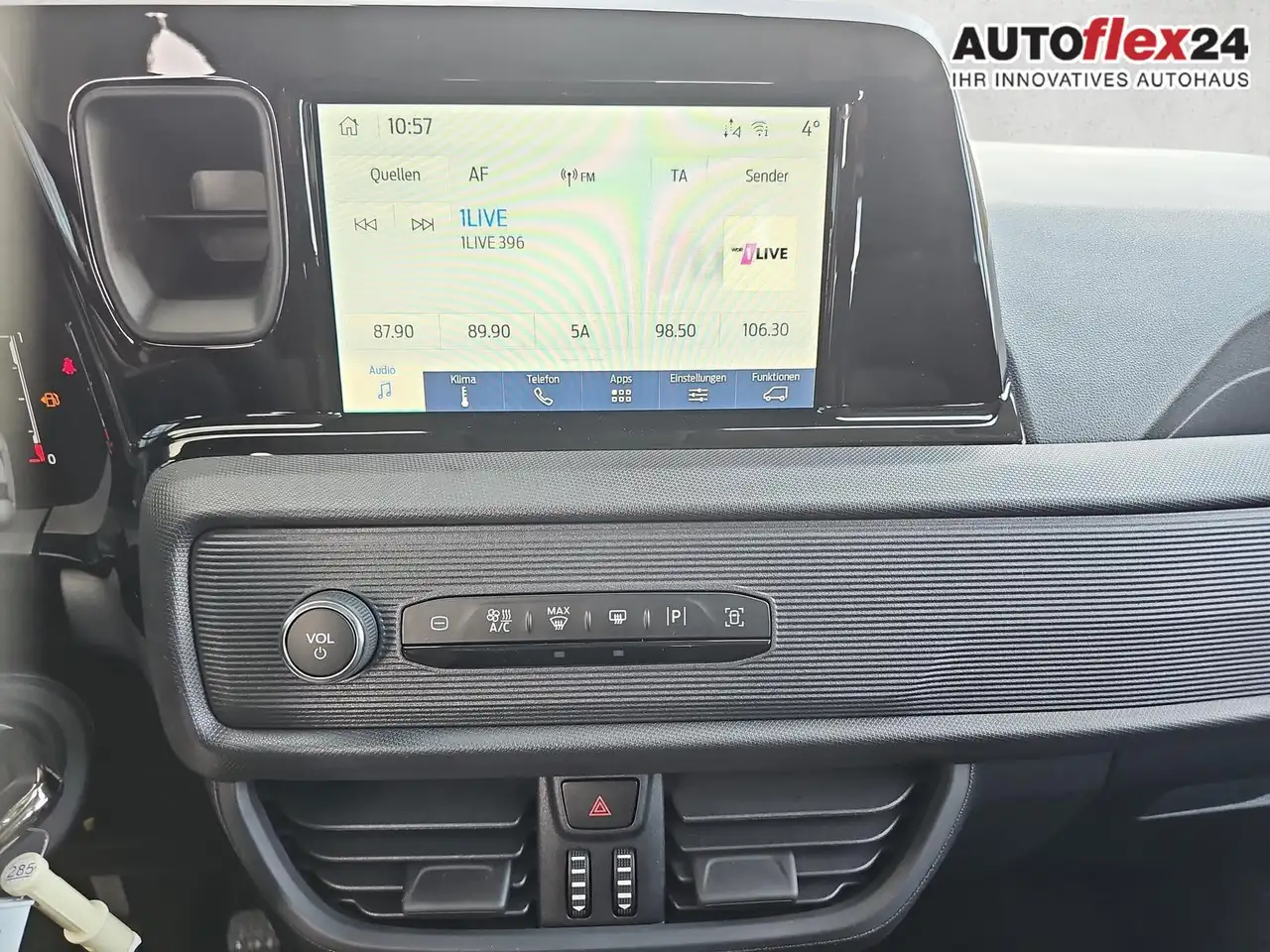 Ford Tourneo Courier Trend 1.0 EB / Klimaanlage 92 kW (125 PS), Scha... 11