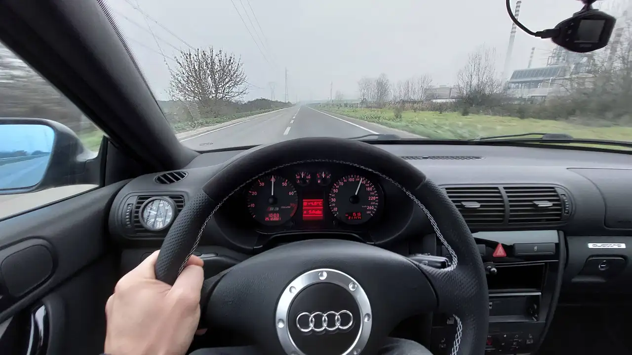 Audi S3 8L 1.8t 20v quattro, foto 2