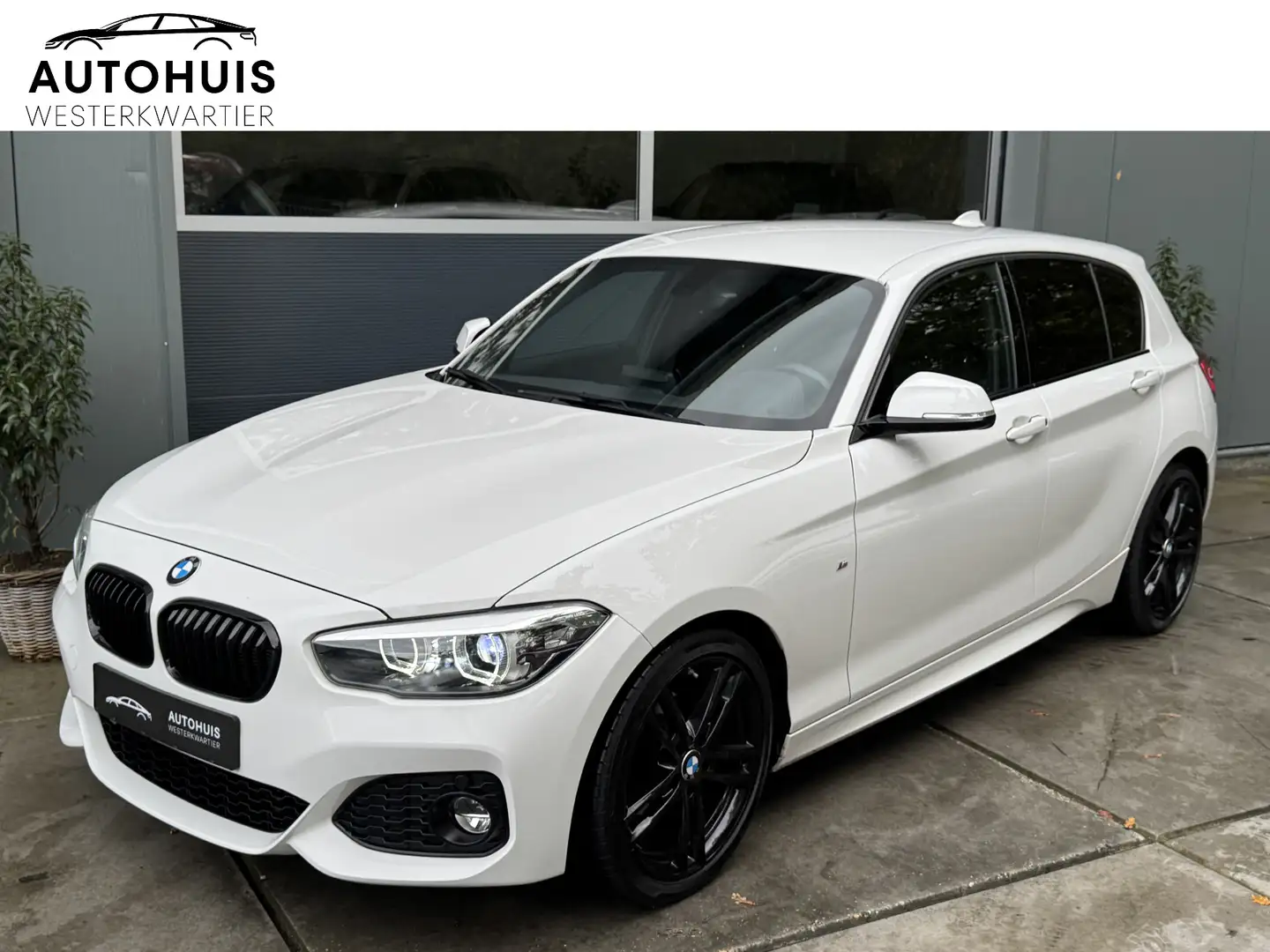 BMW 118 1-serie 118i 136pk Automaat Executive PDC Navigati Blanco - 1