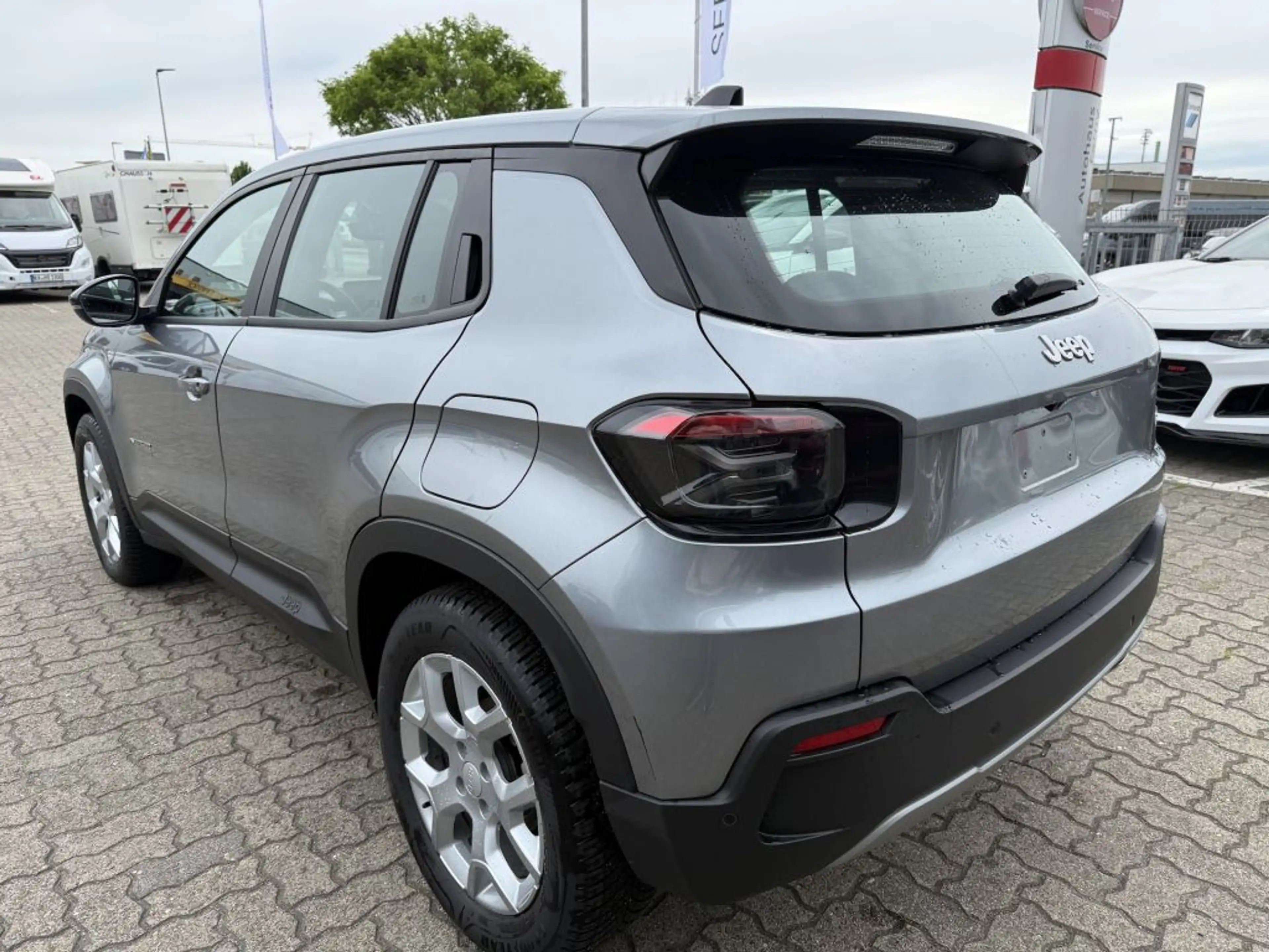 Jeep Avenger 1.2 GSE T3 Turbo-Benzin GDI Altitude — photo 7