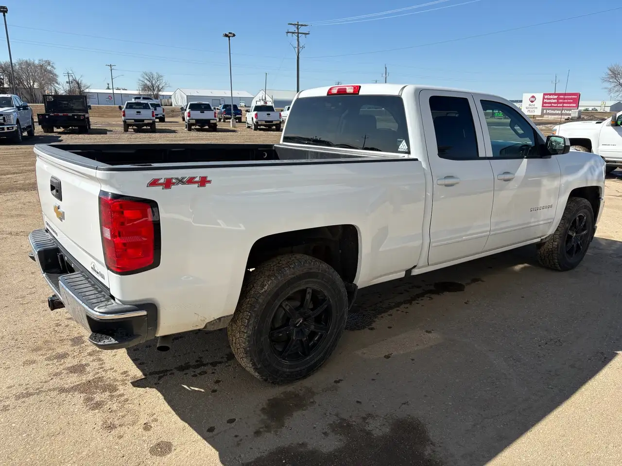 Chevrolet Silverado 1500 снимка Chevrolet Silverado 1500