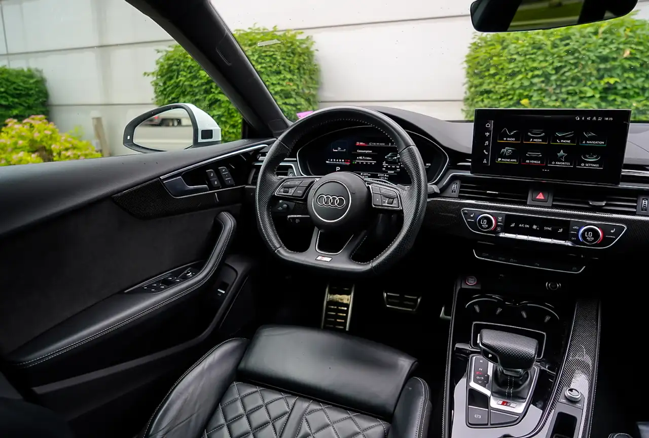 Audi S5 снимка Audi S5