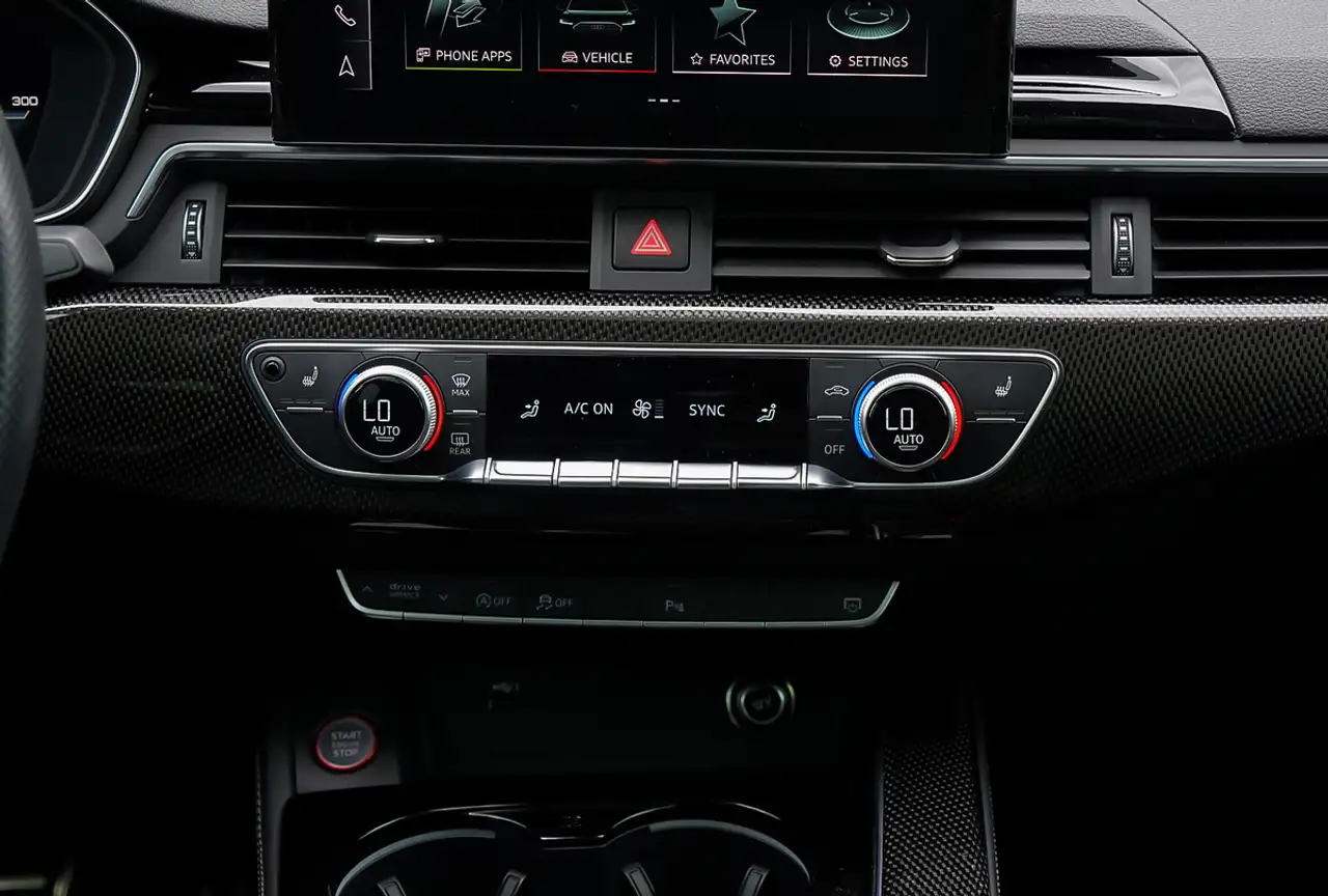 Audi S5 снимка Audi S5