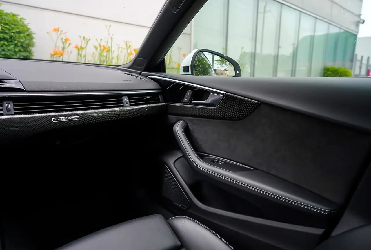 Audi S5 снимка Audi S5