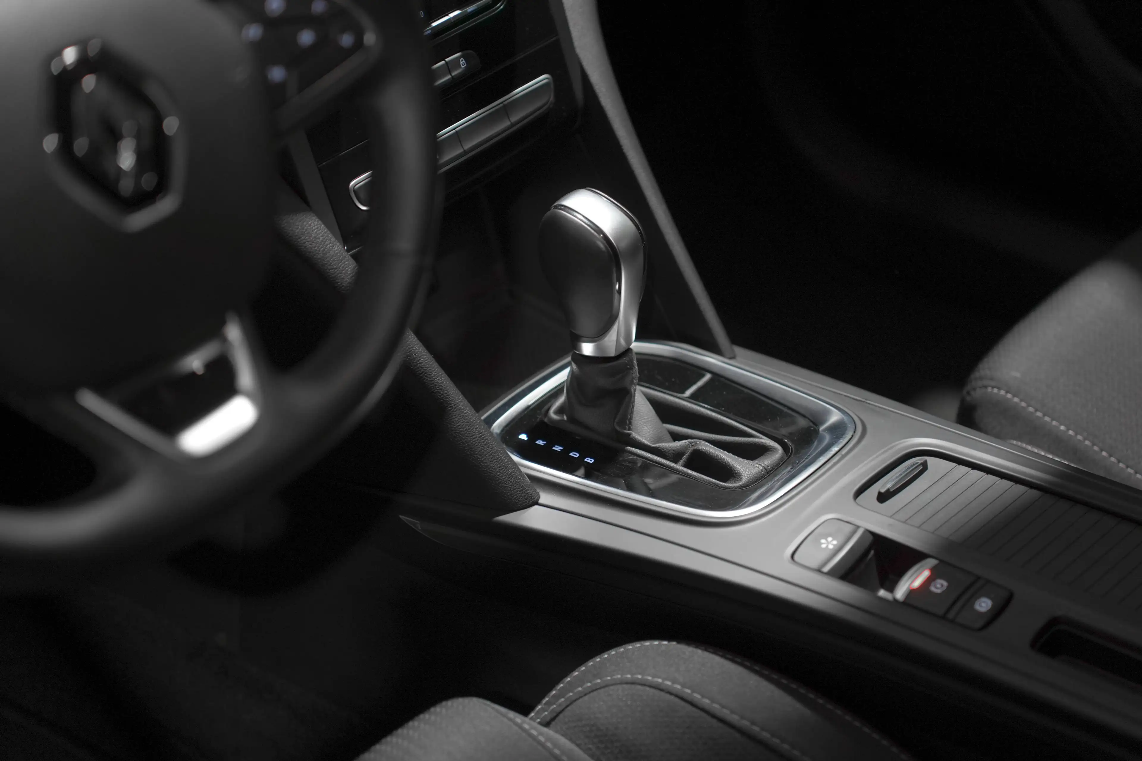Renault Megane ✖️ AUTOMATIQUE | FULL OPTION | GPS ✔️ — photo 11