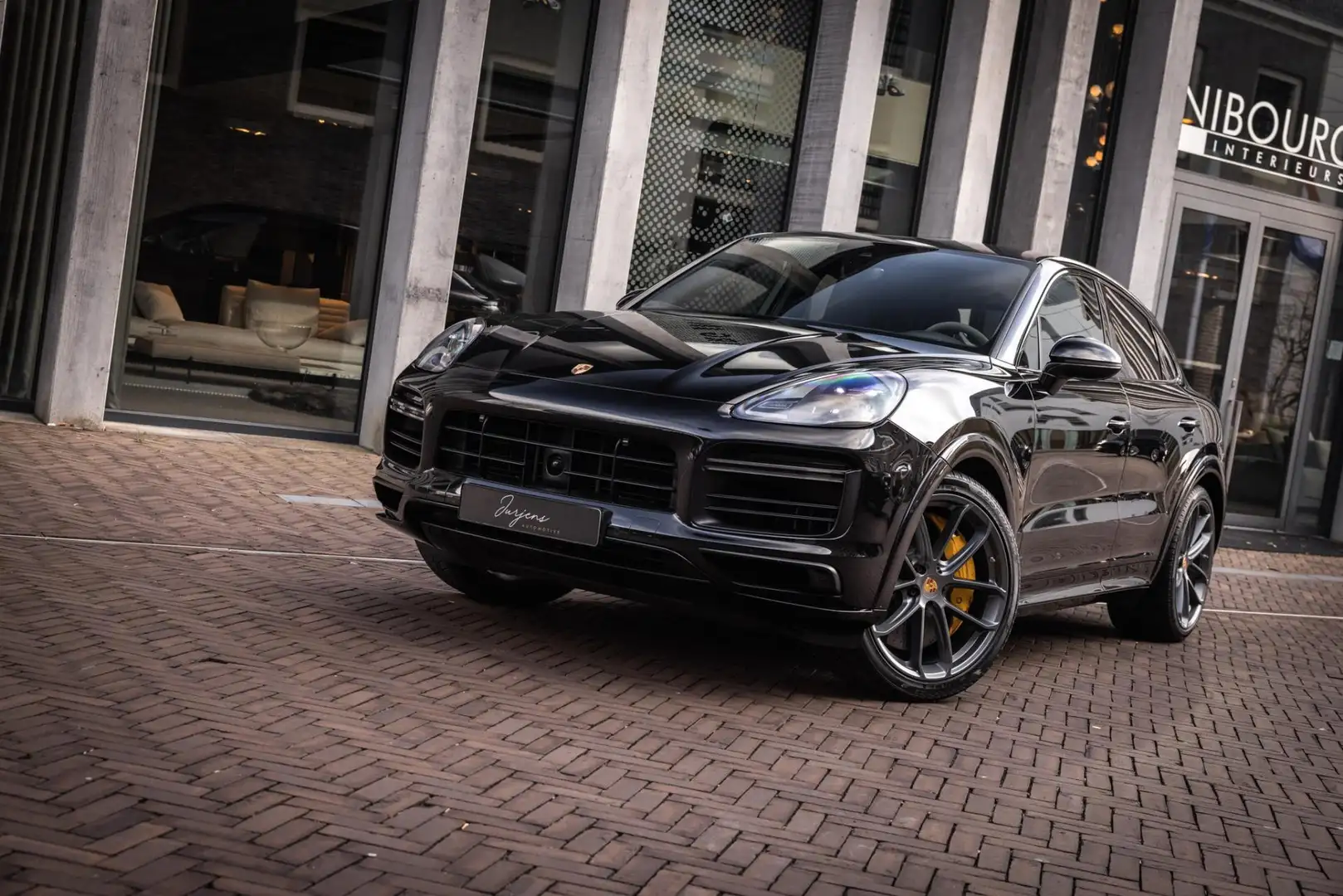 Porsche Cayenne Coupé 4.0 Turbo (550pk) KERAMISCH BURMESTER CARBON Zwart - 2