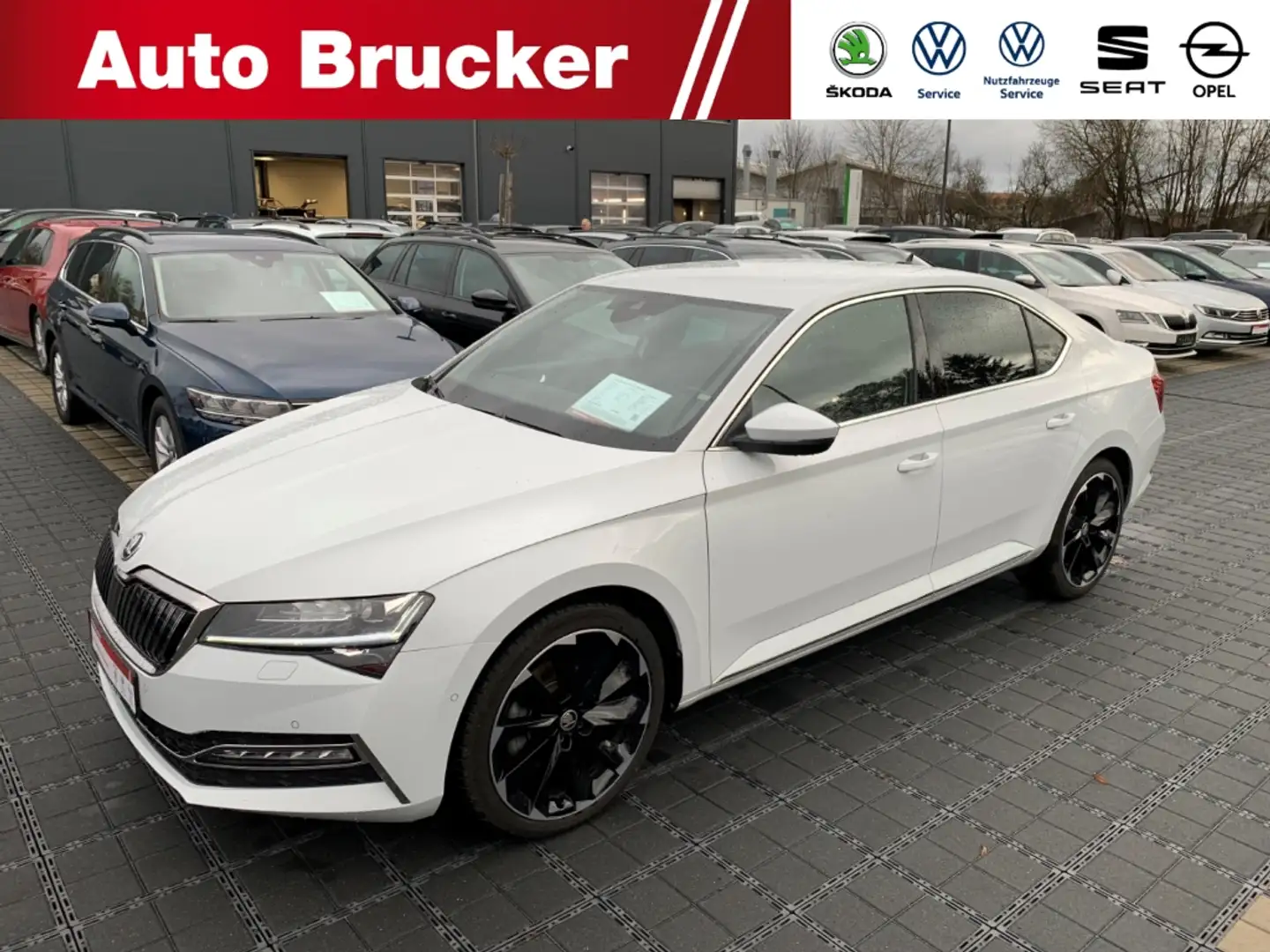 Skoda Superb L&K iV 1.4 TSI Hybrid PDC Rückkamera Navi Blanc - 1