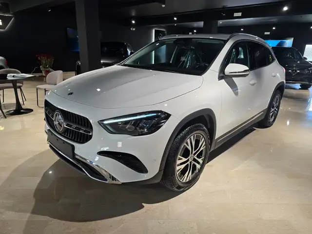 Mercedes-Benz GLA 200 GLA 200 d Automatic Progressive Advanced
