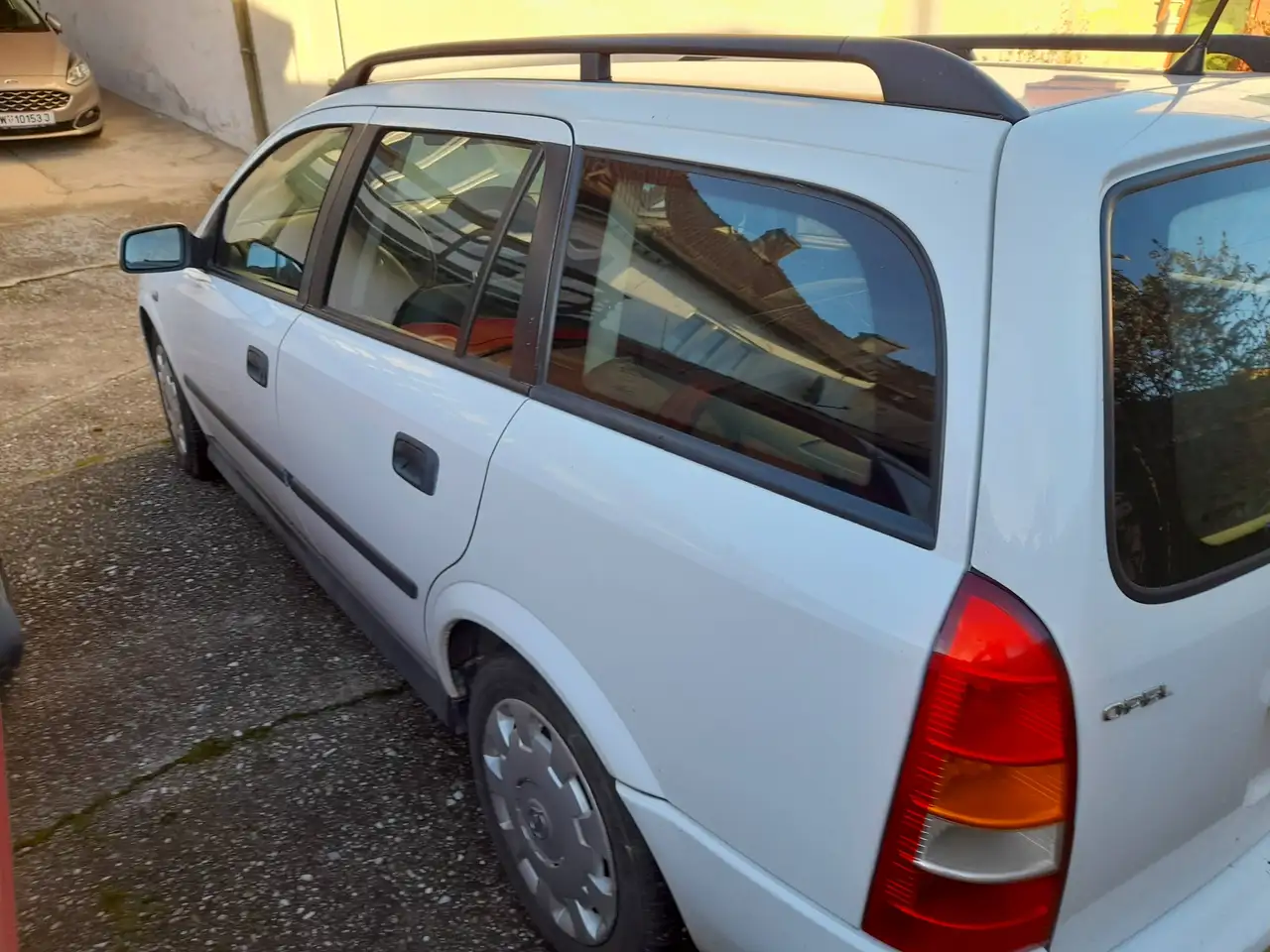 Opel Astra Caravan DTI Ds., foto 4