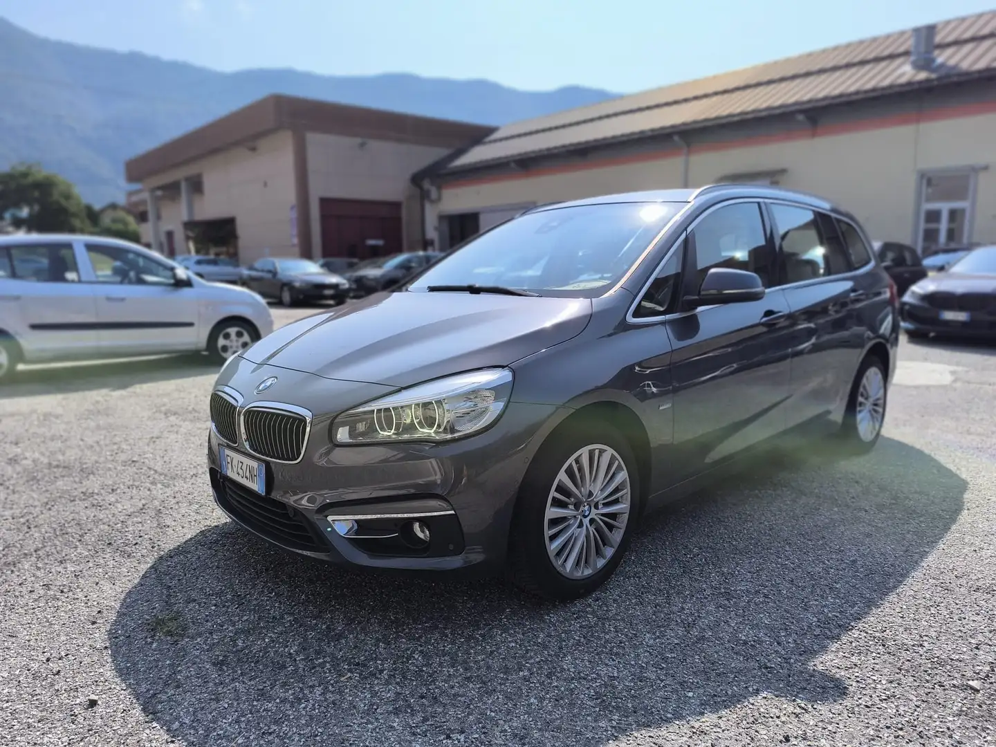 BMW 218 Serie 2  Gran Tourer 218d Luxury 7p. Grigio - 2