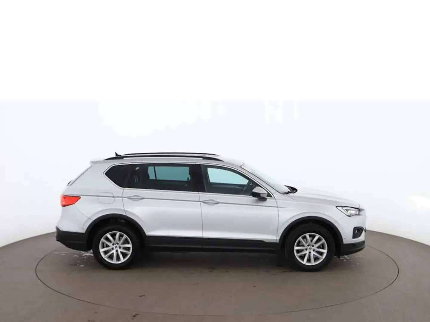 SEAT Tarraco 1.5 TSI ACT Style 7-SITZER LED NAVI Zilver - 2