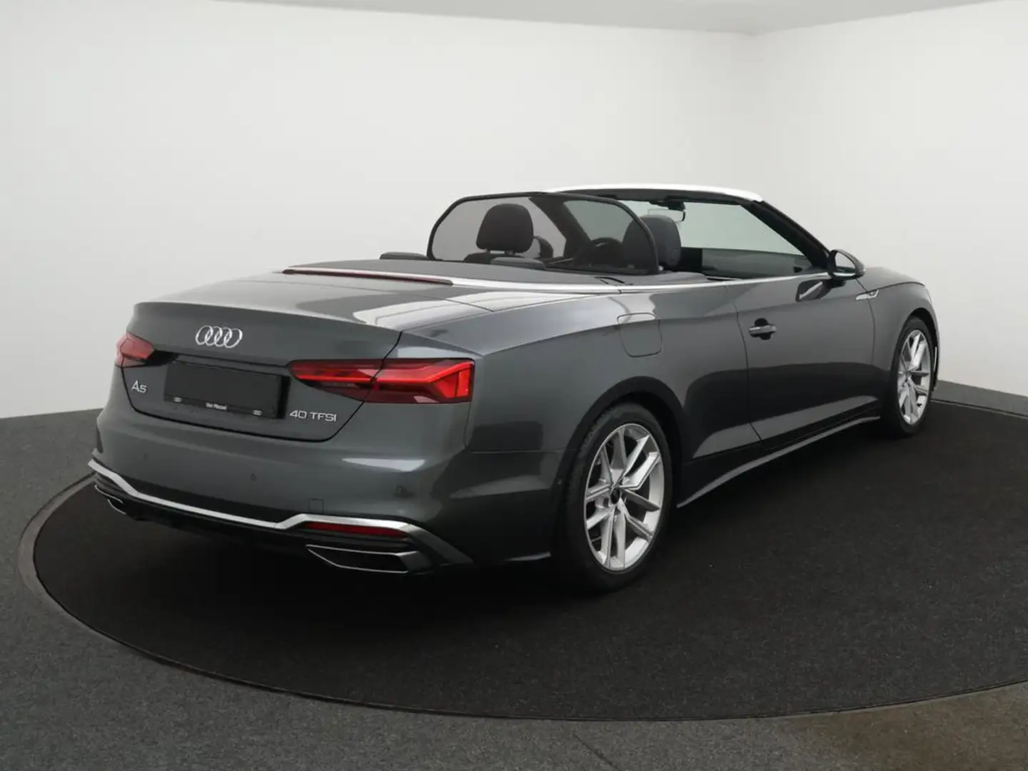Audi A5 Cabriolet Cabriolet 40TFSI S-line *AUTOMAAT*SFEERVERLICHTING PLUS*DIGITAL AIRCO*DIGITAL DASHBOARD*ALCANTARA LEDER*... Серый - 2