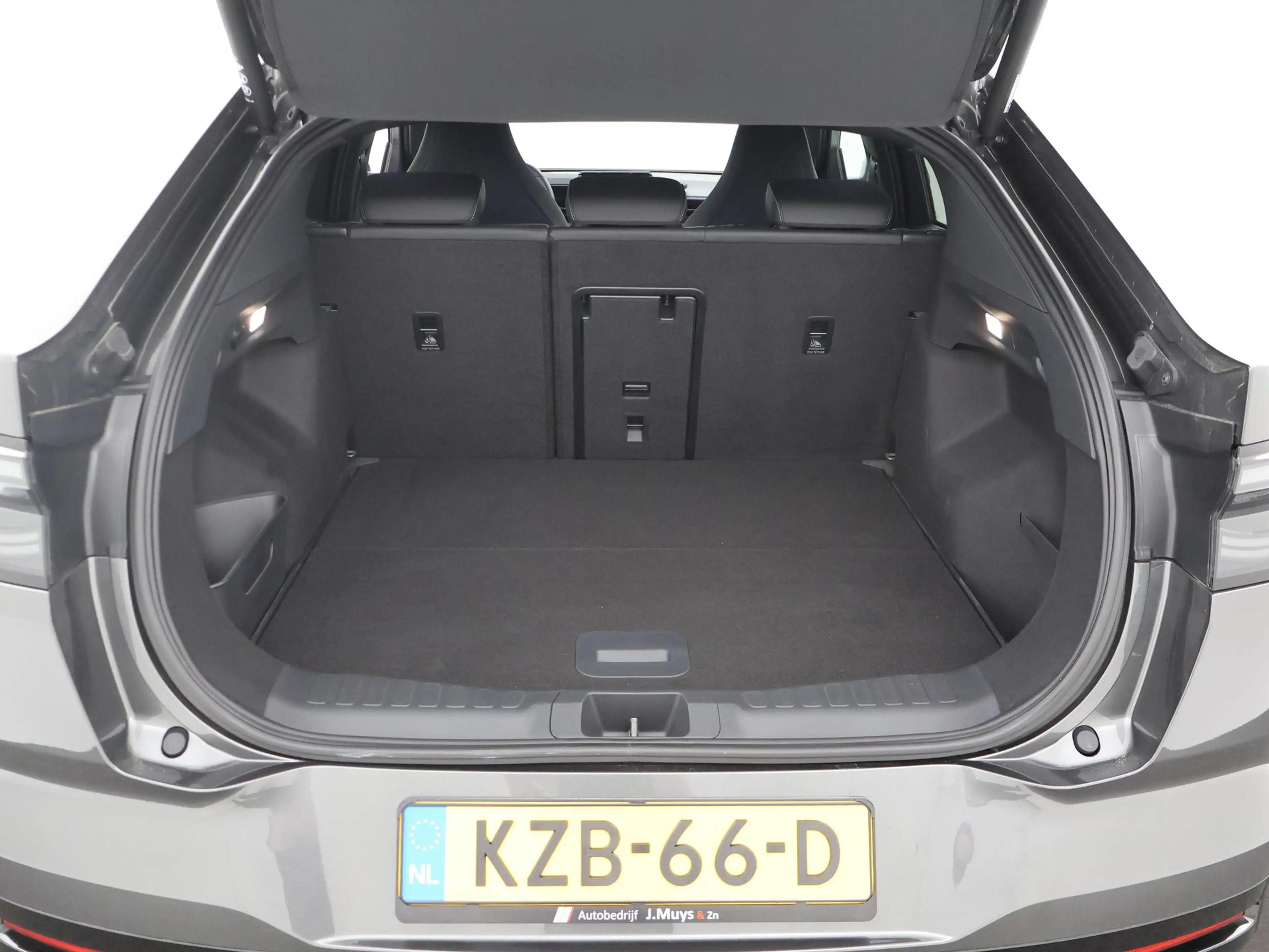 Ford Capri Premium Extended Range RWD 77 kWh LEER|MEMORYSTOEL — photo 35