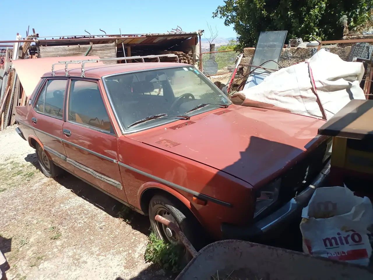 Fiat 131 4p 1.6 CL, foto 1