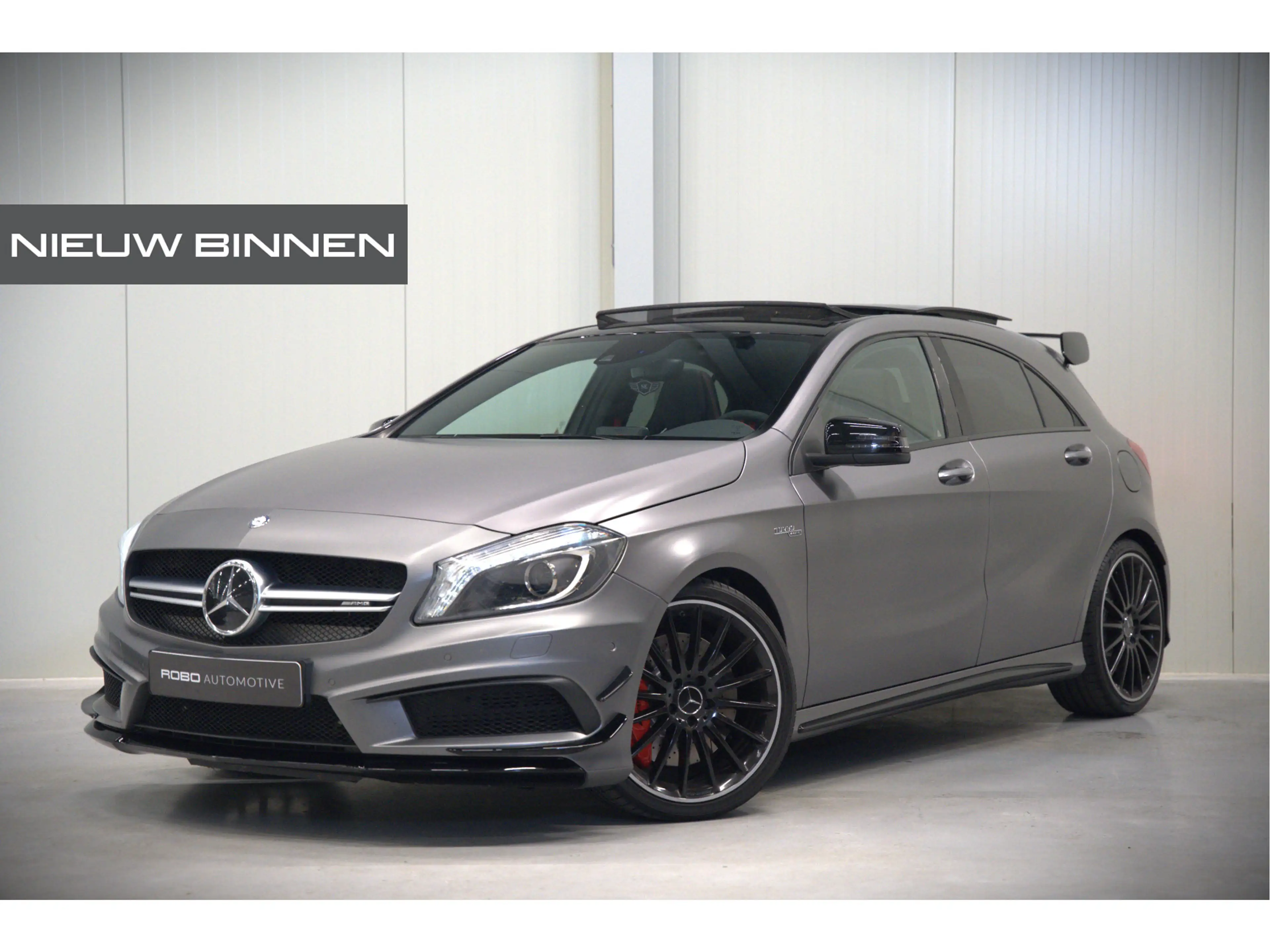 Mercedes-Benz A 45 AMG 4MATIC | Magno | Stoelverwarming | Panoramadak | A