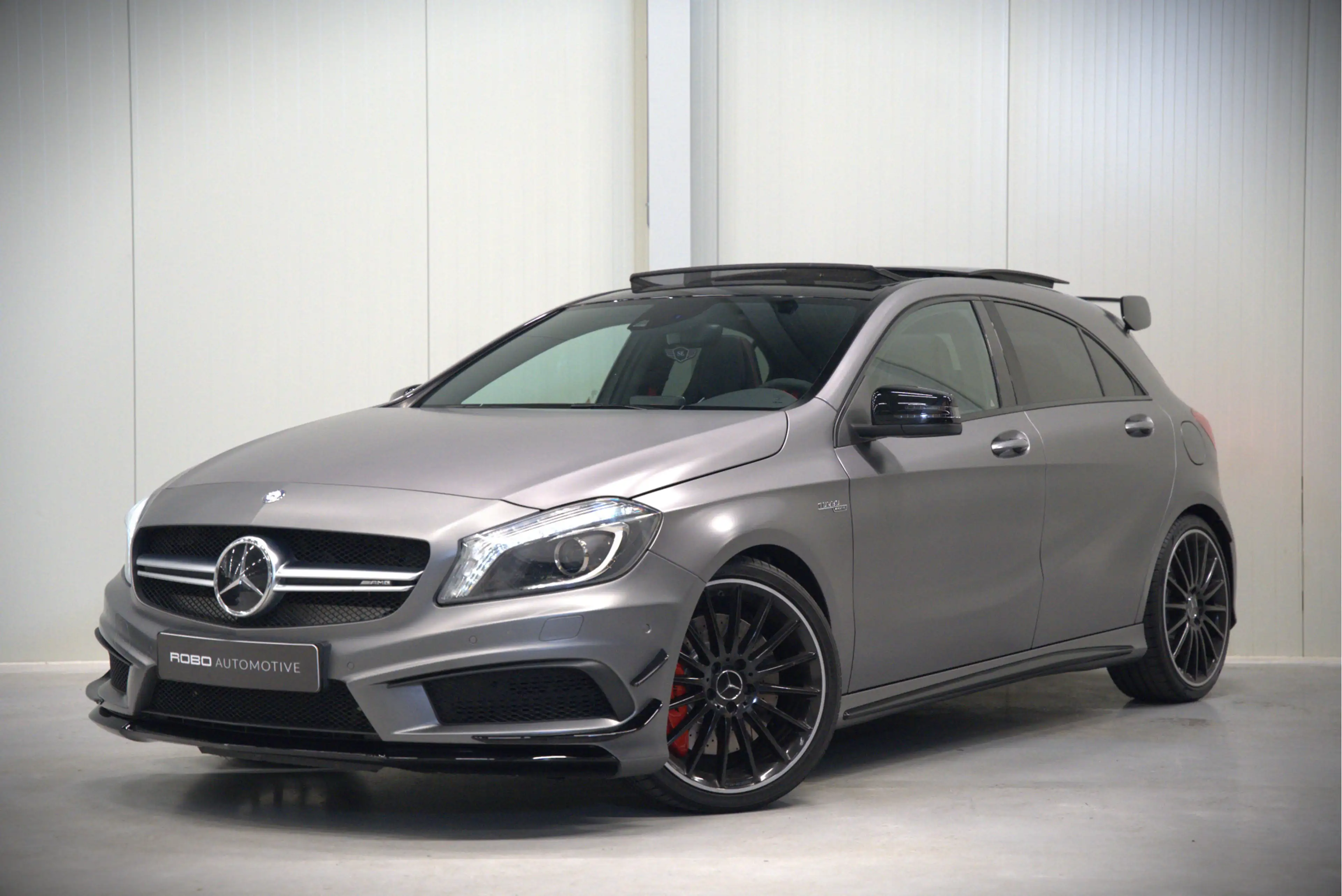 Mercedes-Benz A 45 AMG 4MATIC | Magno | Stoelverwarming | Panoramadak | A