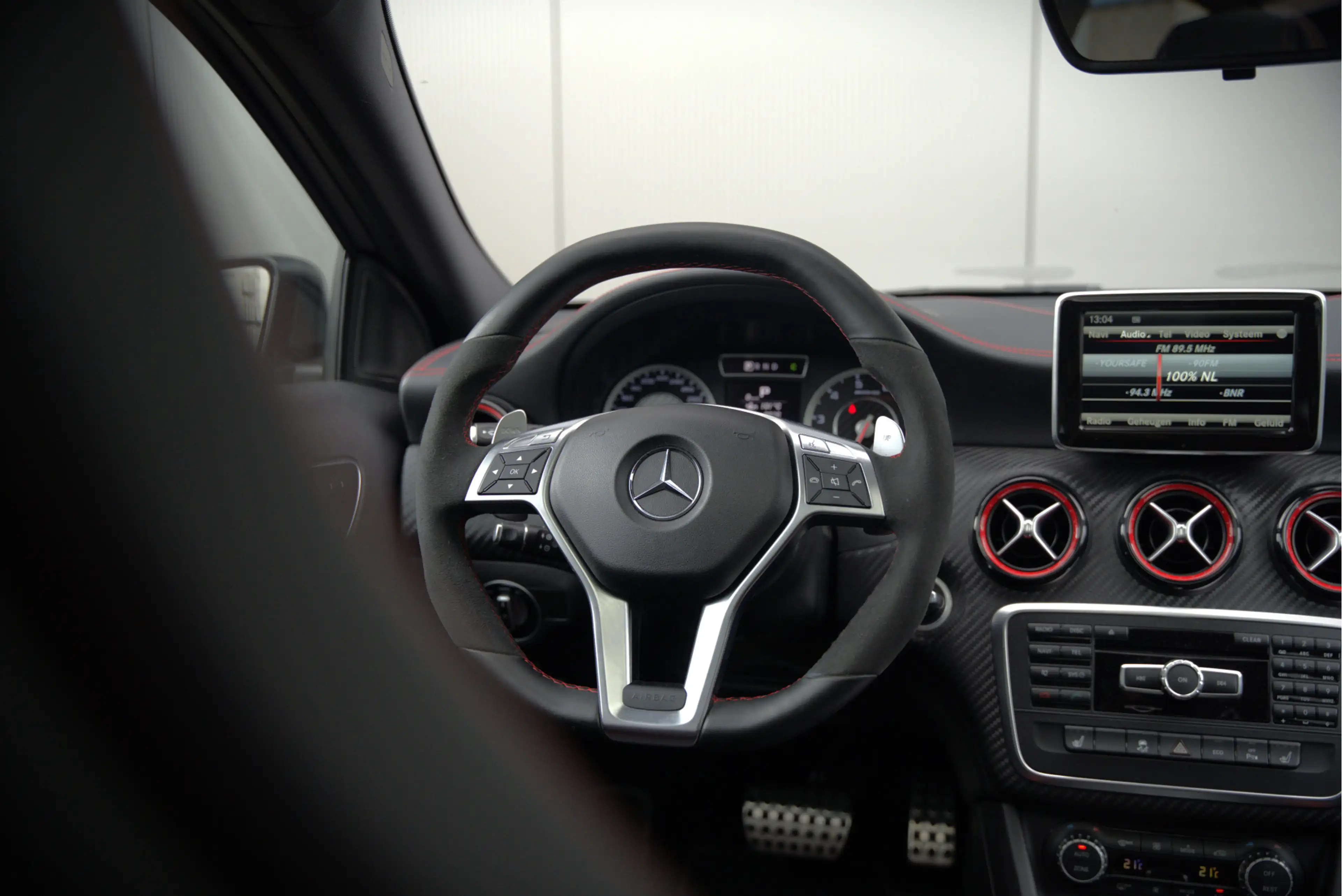 Mercedes-Benz A 45 AMG 4MATIC | Magno | Stoelverwarming | Panoramadak | A — photo 48