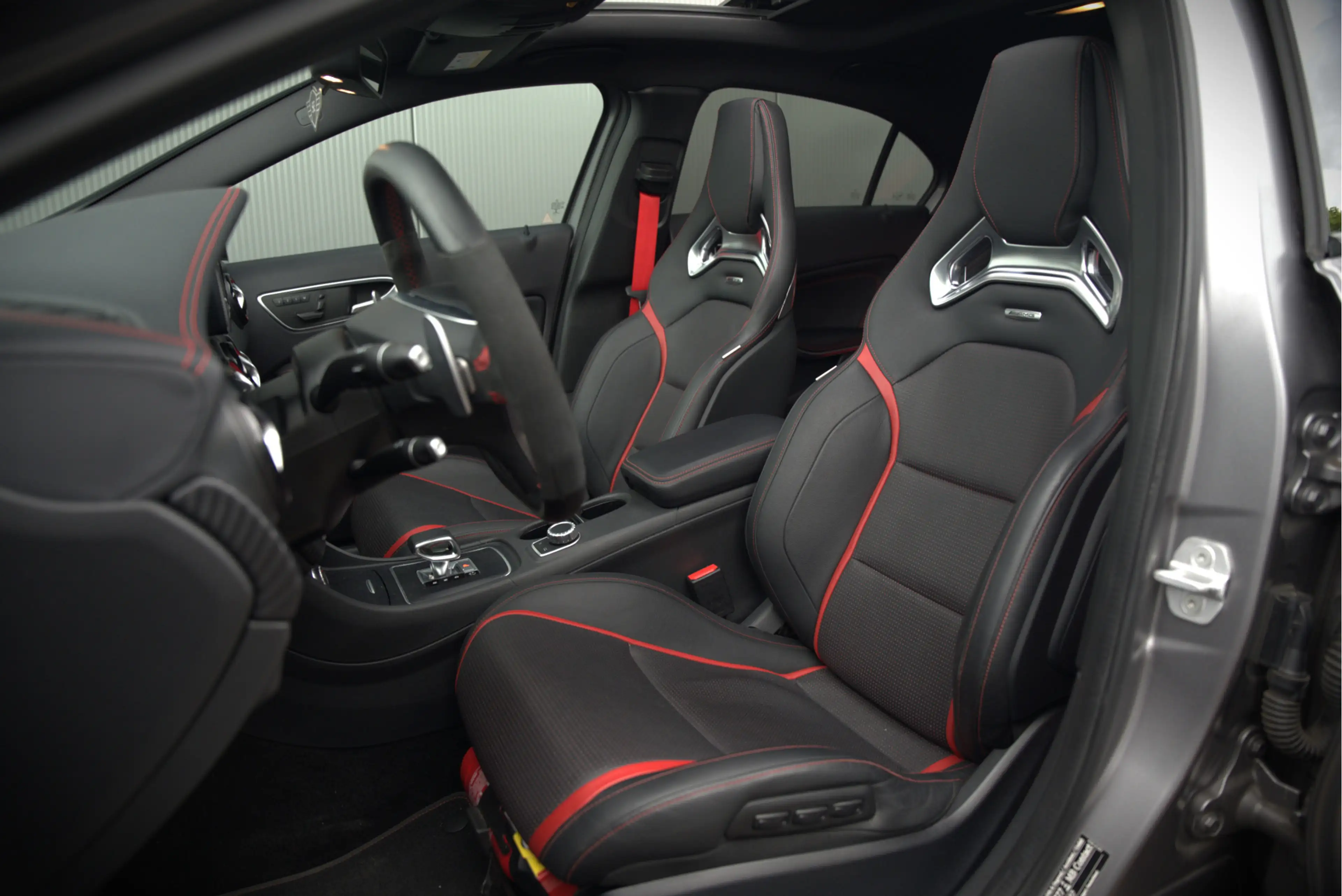 Mercedes-Benz A 45 AMG 4MATIC | Magno | Stoelverwarming | Panoramadak | A — photo 3