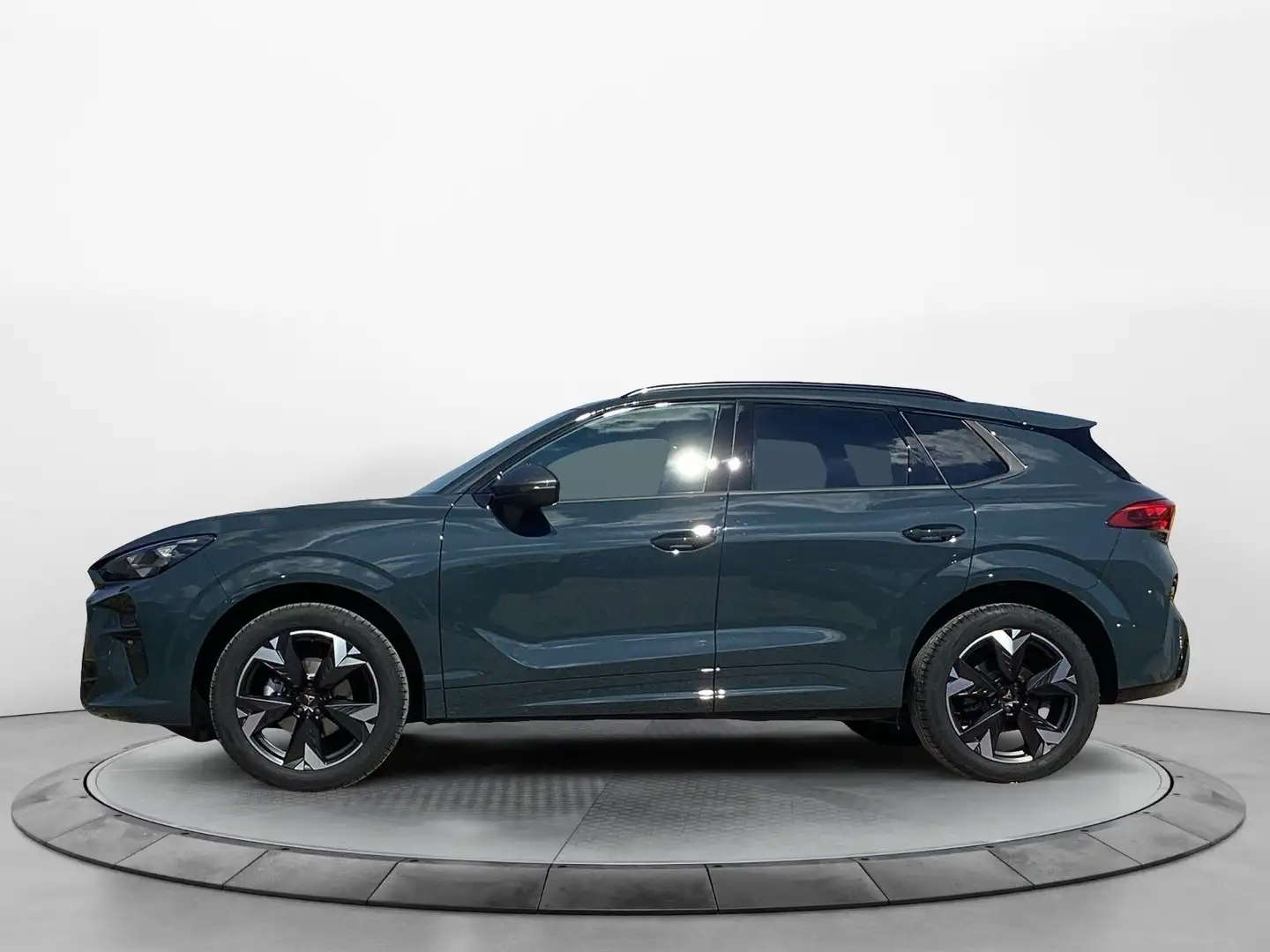 CUPRA Terramar 1.5 eTSI ACC*DCC*AHK*RFK*PDC*FullLink*K Blauw - 2