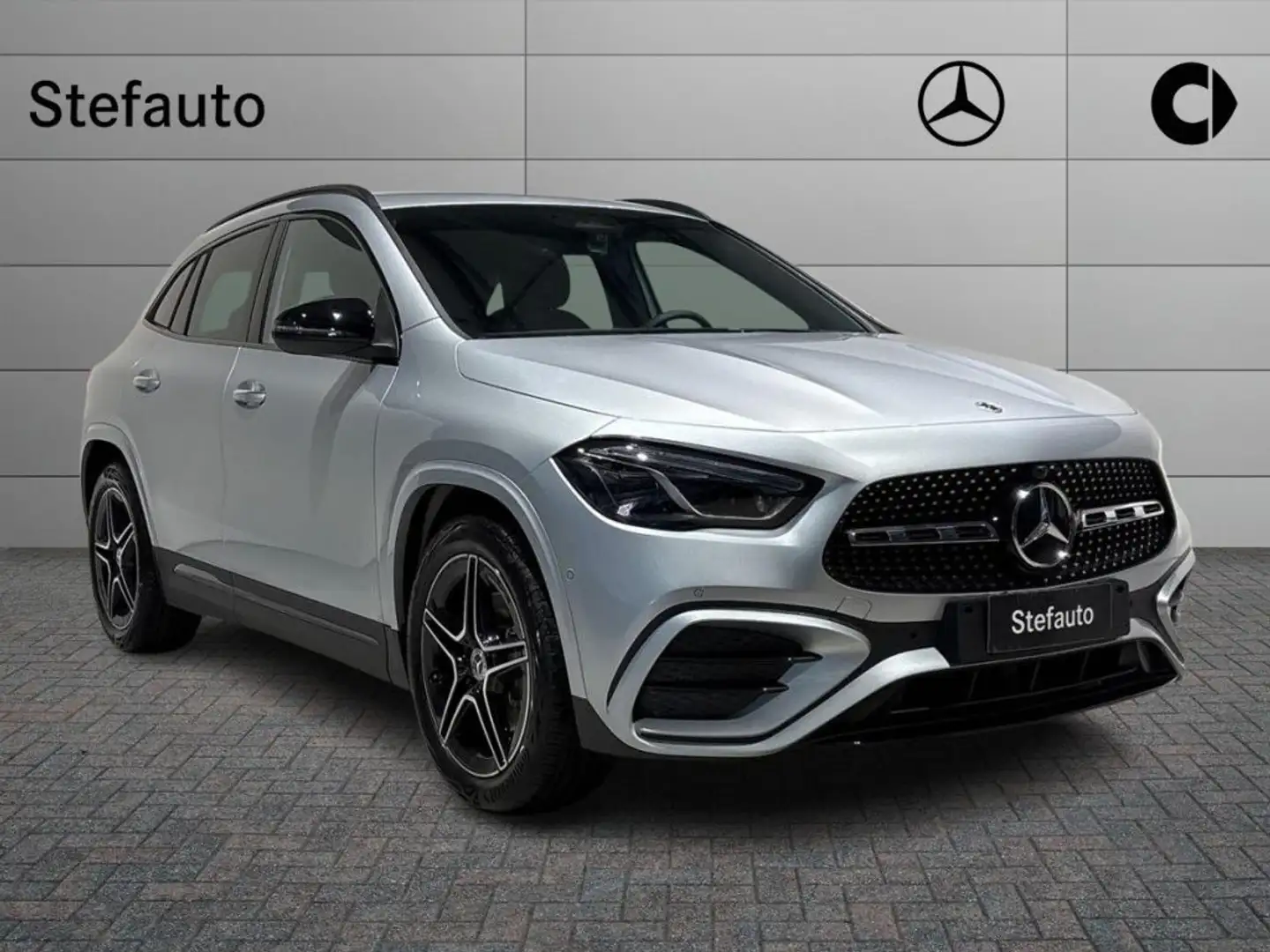 Mercedes-Benz GLA 200 d Automatic AMG Line Advanced Plus Argento - 1