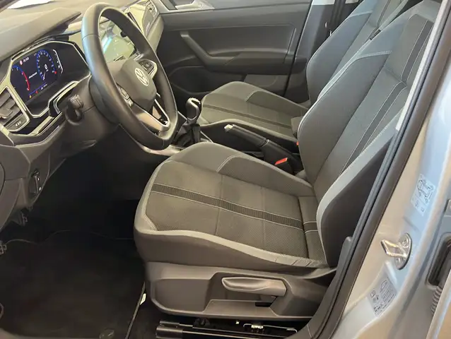 Volkswagen Polo view 16