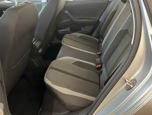 Volkswagen Polo view 17