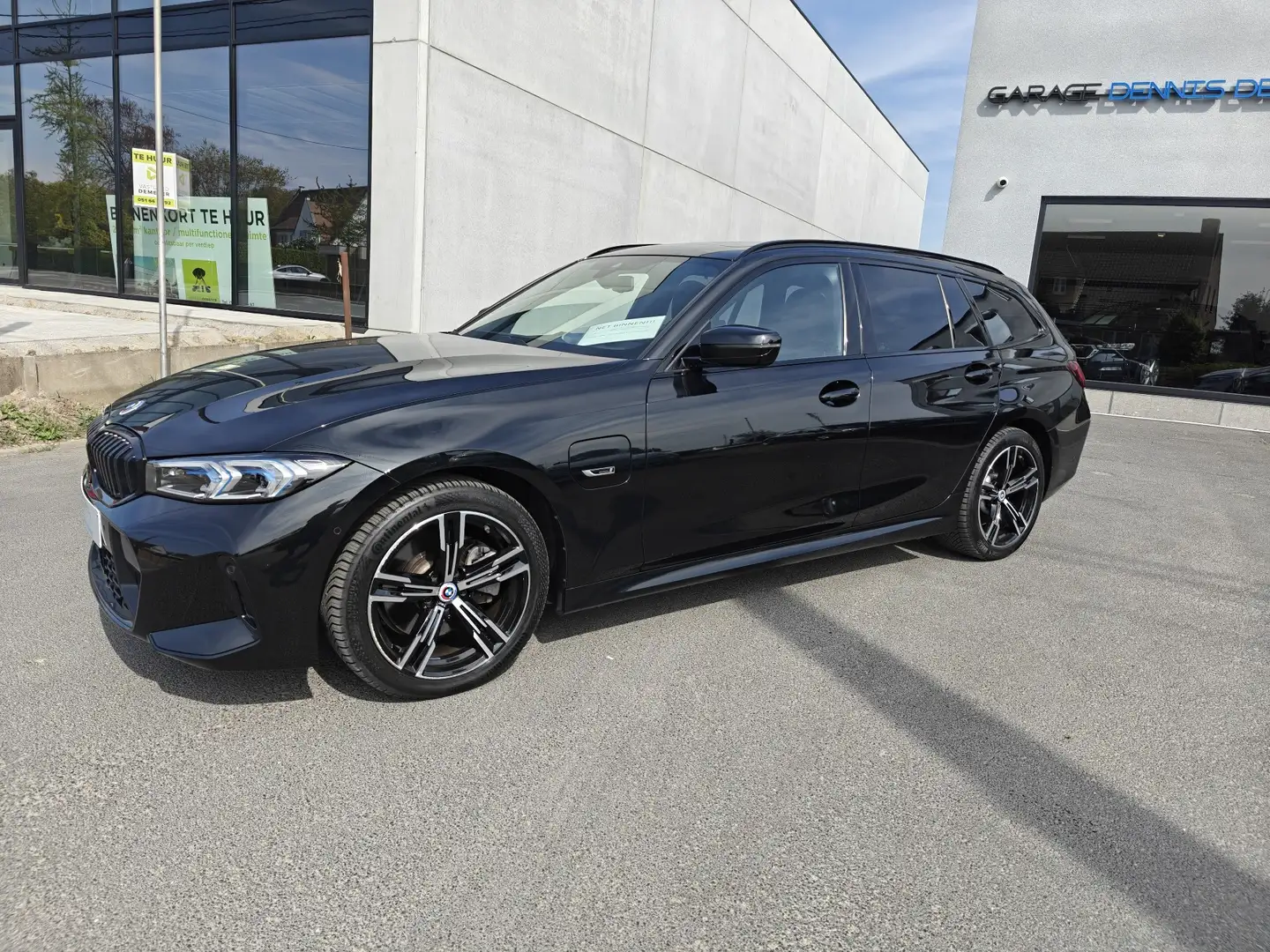 BMW 330 330e Touring LCI Aut. M-Pack FULL options Noir - 1