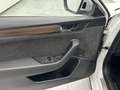 Skoda Superb Kombi 2,0 TDI 4x4 Scout DSG.Matrix LED/ACC/Navi... Weiß - thumbnail 10