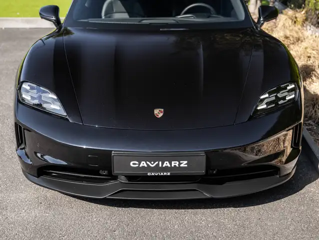 Porsche Taycan view 12