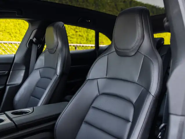 Porsche Taycan view 8