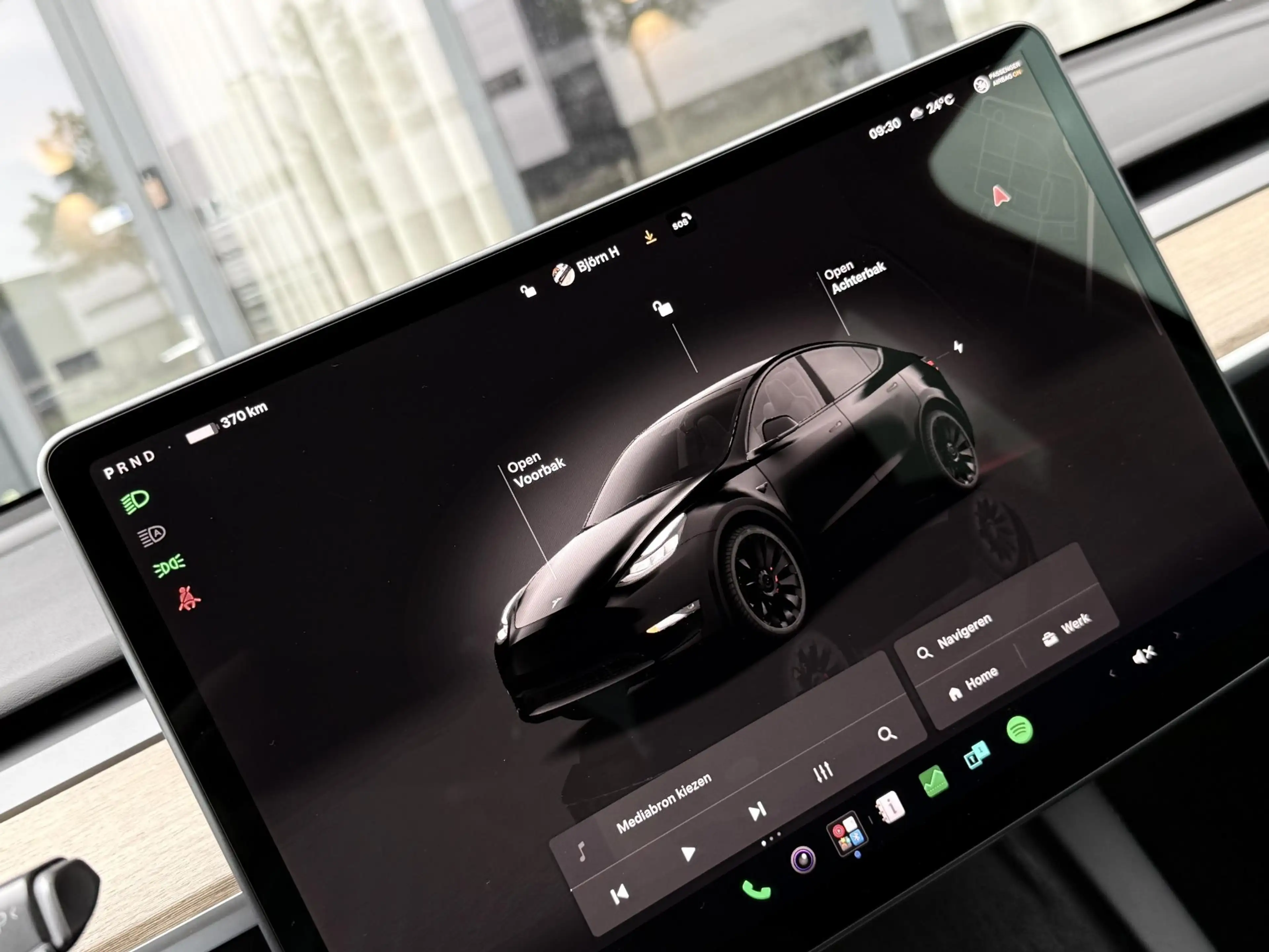 Tesla Model Y Performance AWD/Pano/Autopilot — photo 22