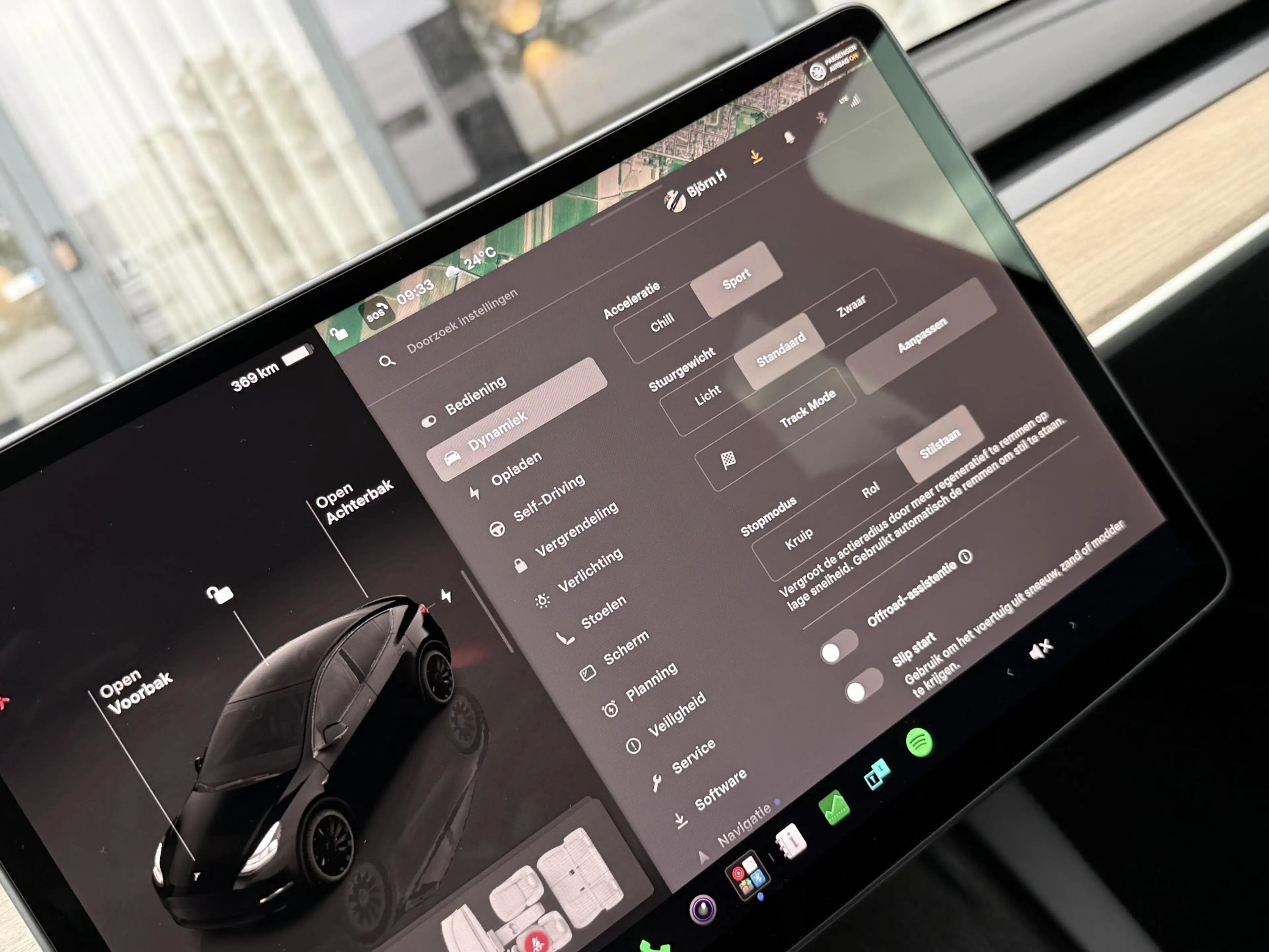 Tesla Model Y Performance AWD/Pano/Autopilot — photo 28