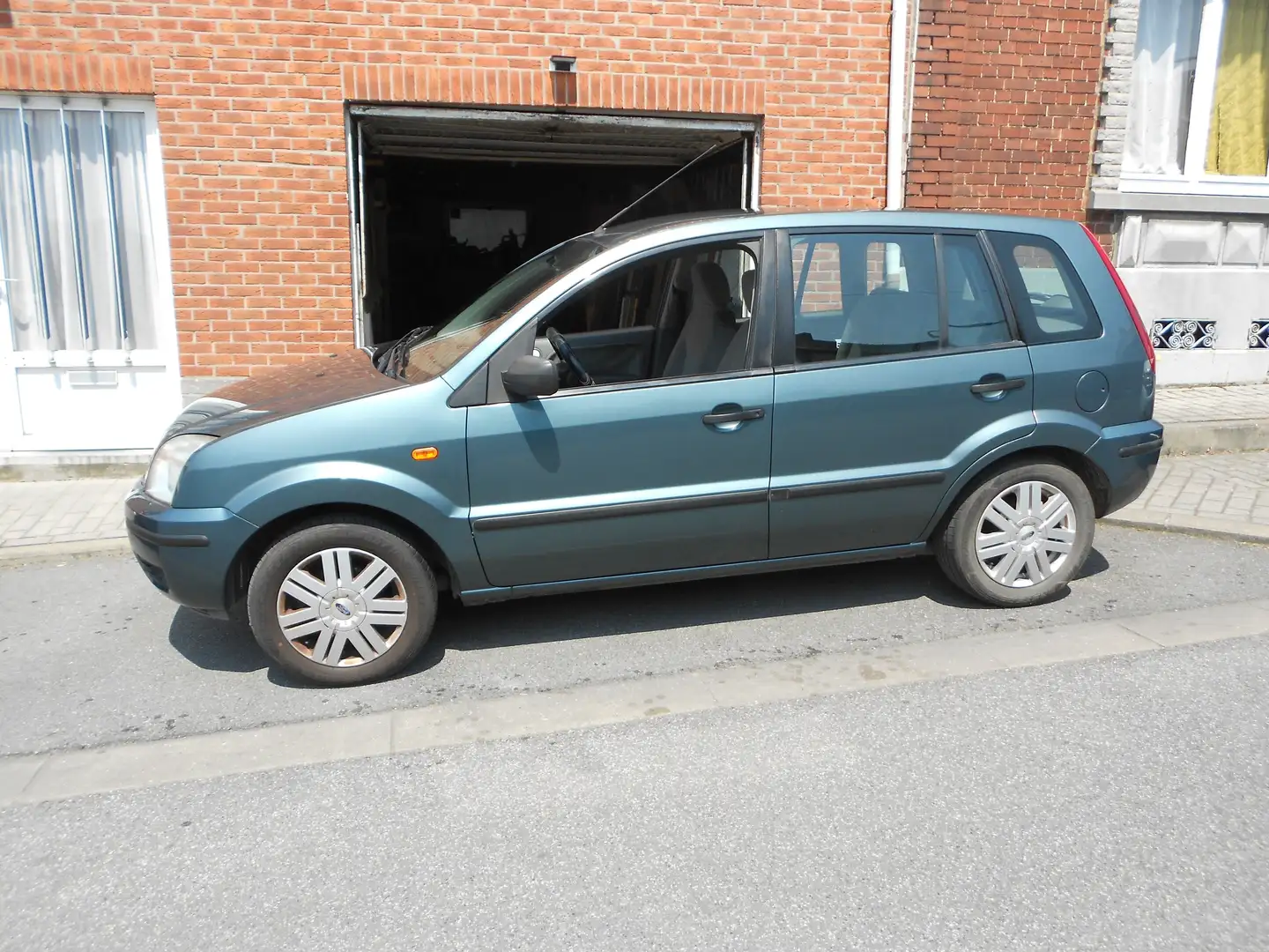 Ford Fusion 1.4 Turbo TDCi Ambiente Zelená - 1