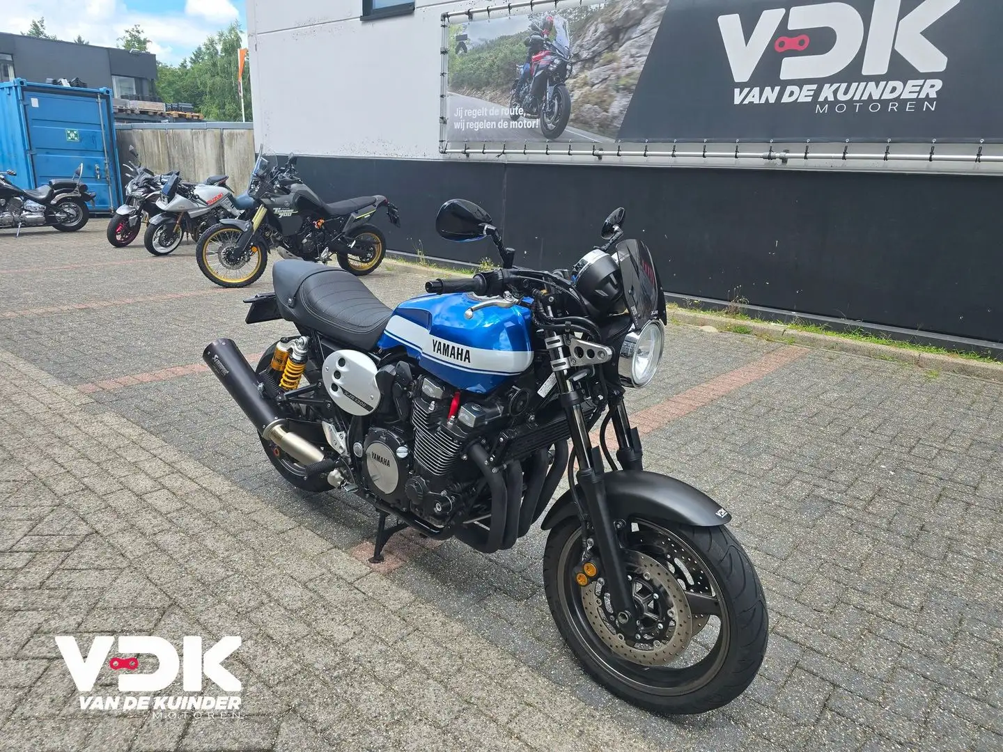 Yamaha XJR 1300 Blauw - 2