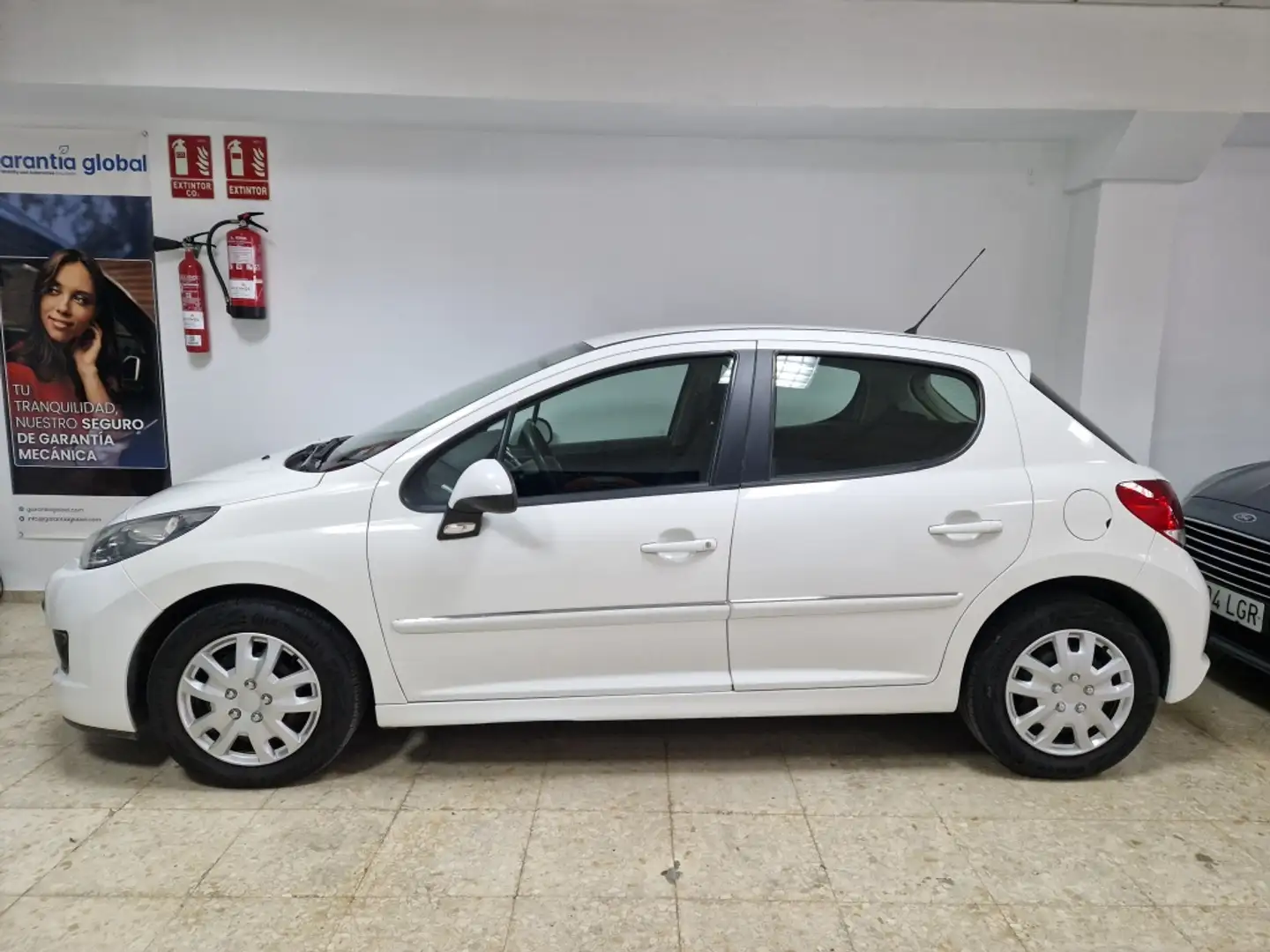 Peugeot 207 207+ 1.4HDI FAP Blanco - 2
