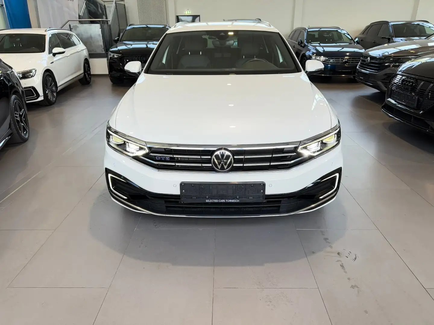 Volkswagen Passat Variant Passat GTE AID/ACC/MATRIX/STHZ/KAM/KEY/SIDE/AHK Weiß - 2
