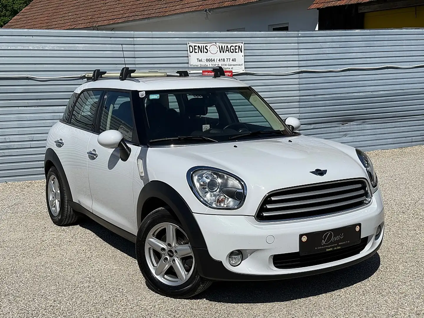 MINI Cooper D Countryman MINI Countryman COOPER D **1. BESITZ** Wit - 2