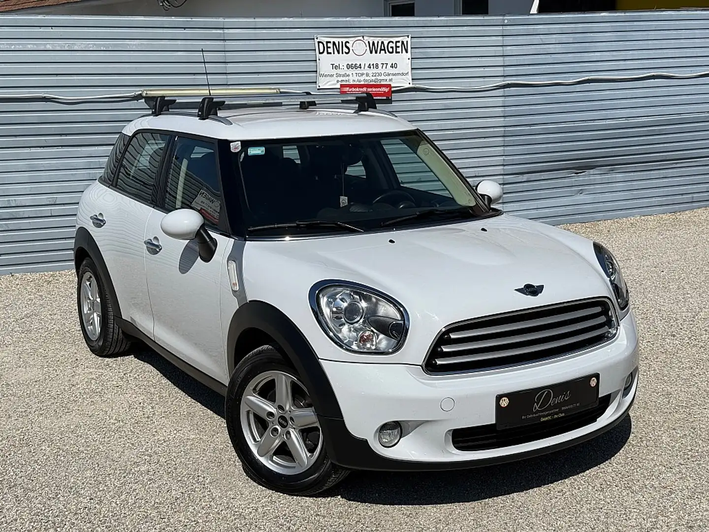MINI Cooper D Countryman MINI Countryman COOPER D **1. BESITZ** Blanc - 1