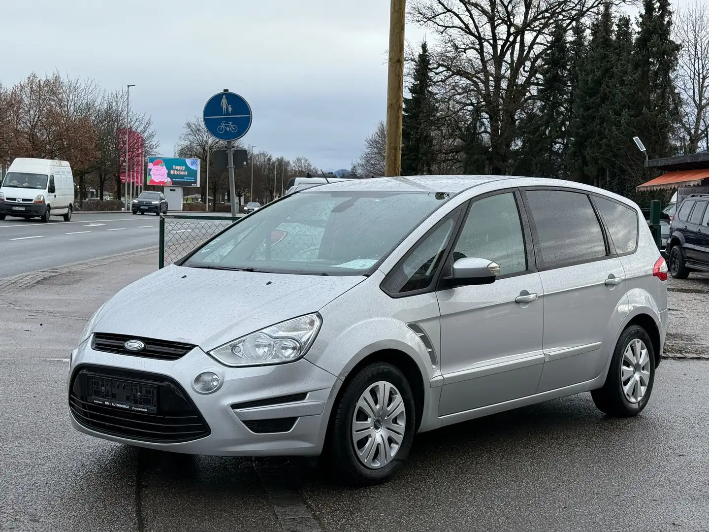 Ford S-Max 7 Sitzer Szary - 1