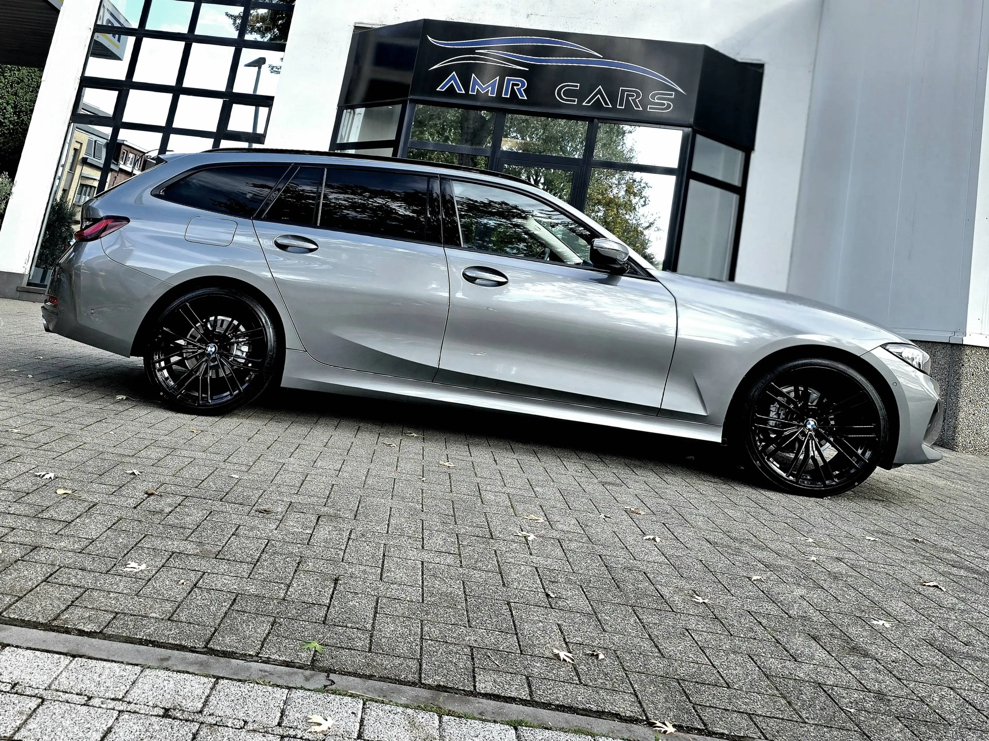 BMW 318 IA Cognac SportLeder-F1 Schakelhendels-Widescreen-AdaptLed-Ambiance-Camera-Prvacy Glass. — photo 15