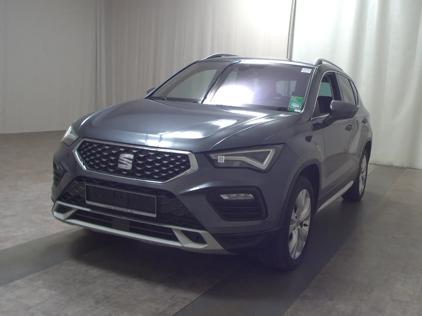 SEAT Ateca 2.0 TDI Xperience Navi LED Beats RFK AHK Grau - 2