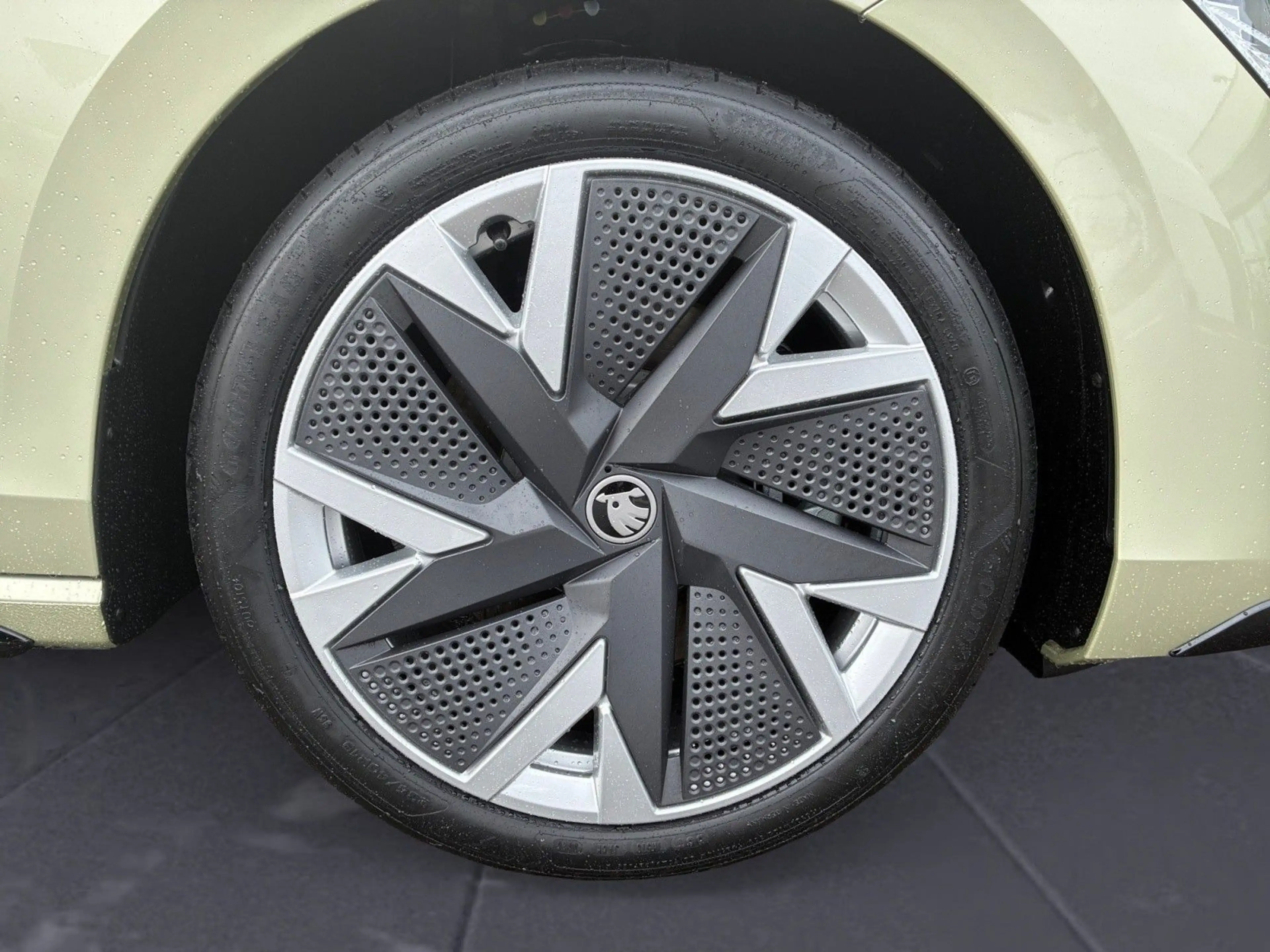 Skoda Superb Combi Sportline 2,0 TDI 7-Gang-DSG 4x4 — photo 9