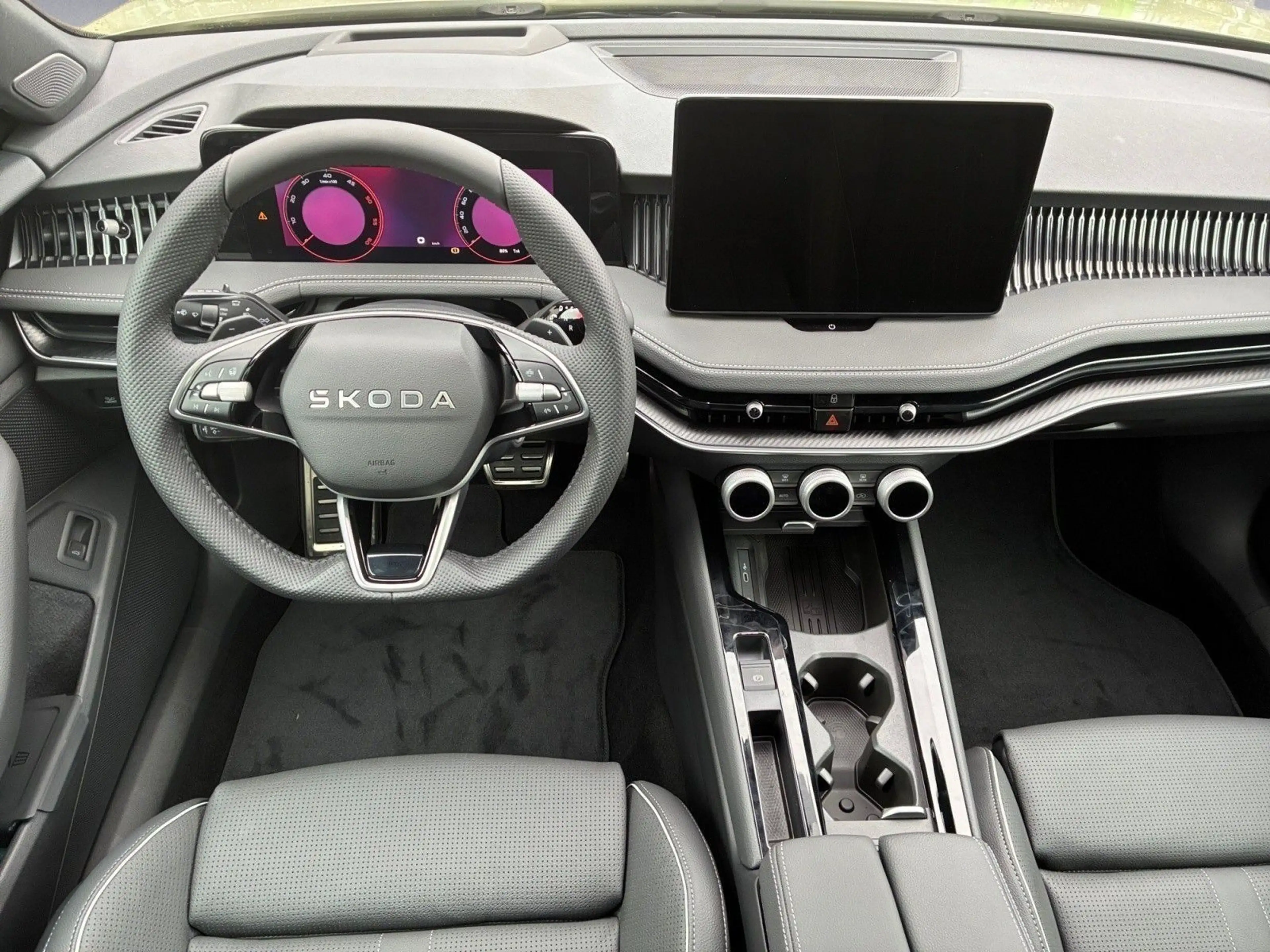 Skoda Superb Combi Sportline 2,0 TDI 7-Gang-DSG 4x4 — photo 8