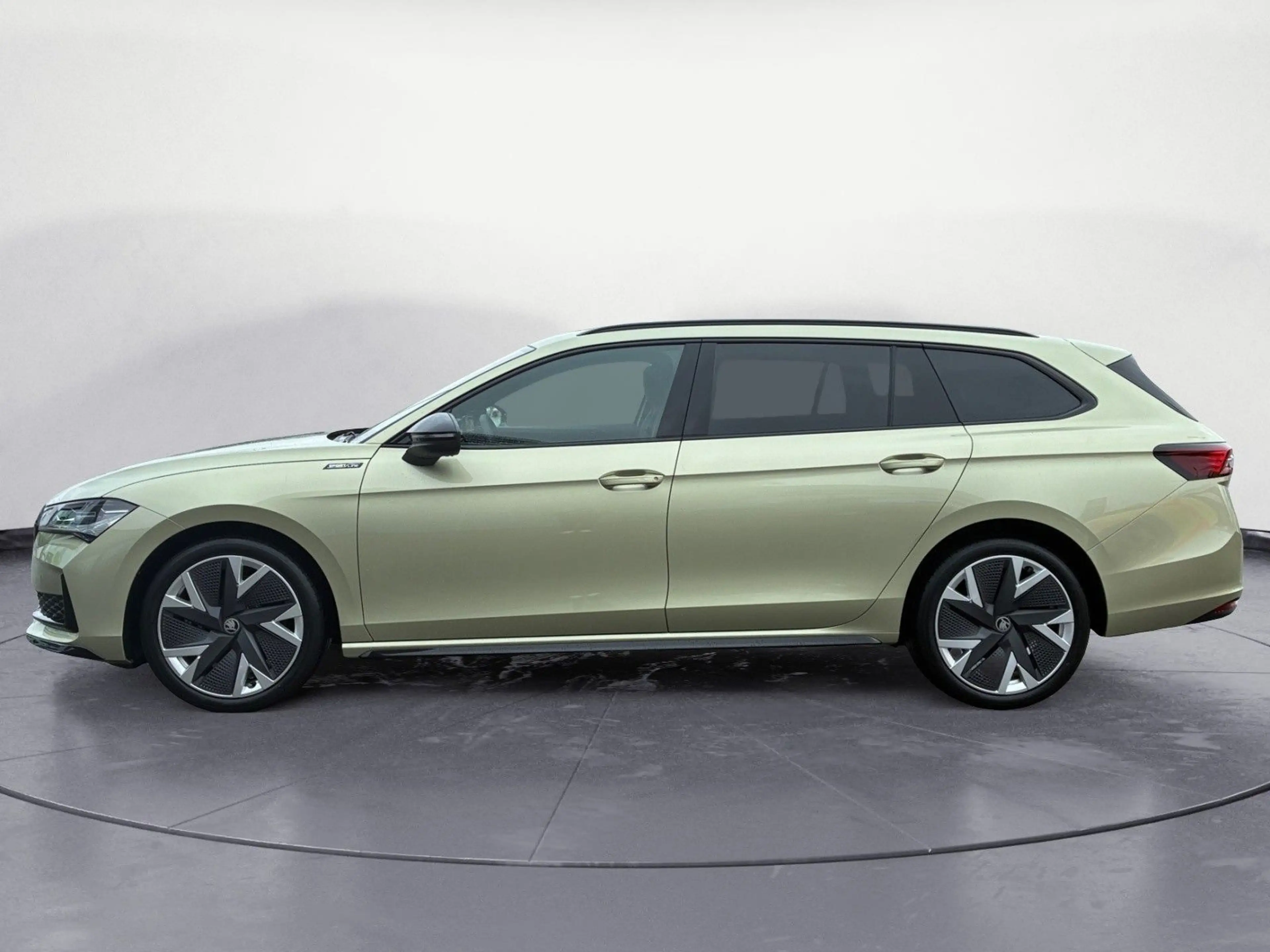 Skoda Superb Combi Sportline 2,0 TDI 7-Gang-DSG 4x4 — photo 4